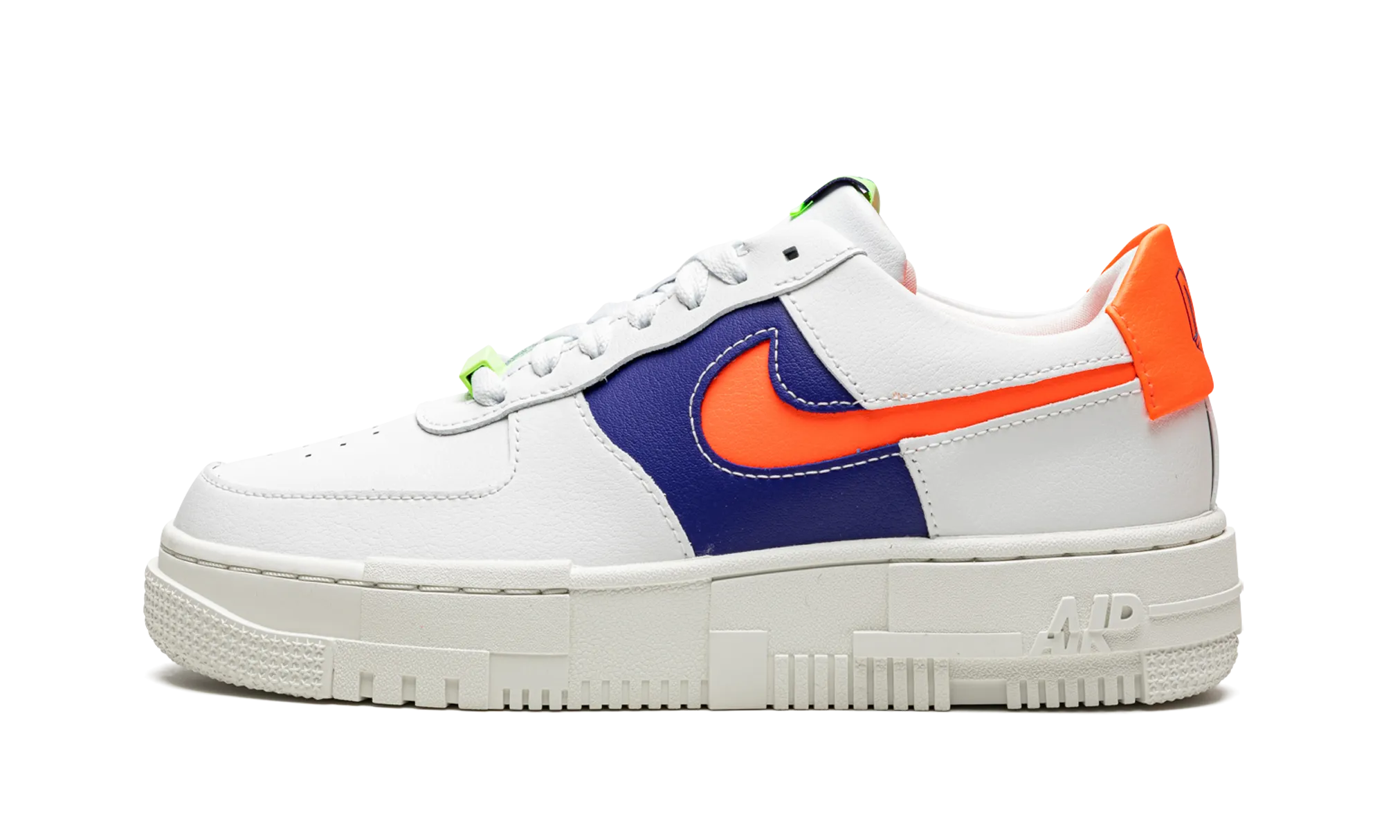 Torsion Stability Daily Travel AIR FORCE 1 LO PIXEL MNS WMNS "White Concord Crimson"