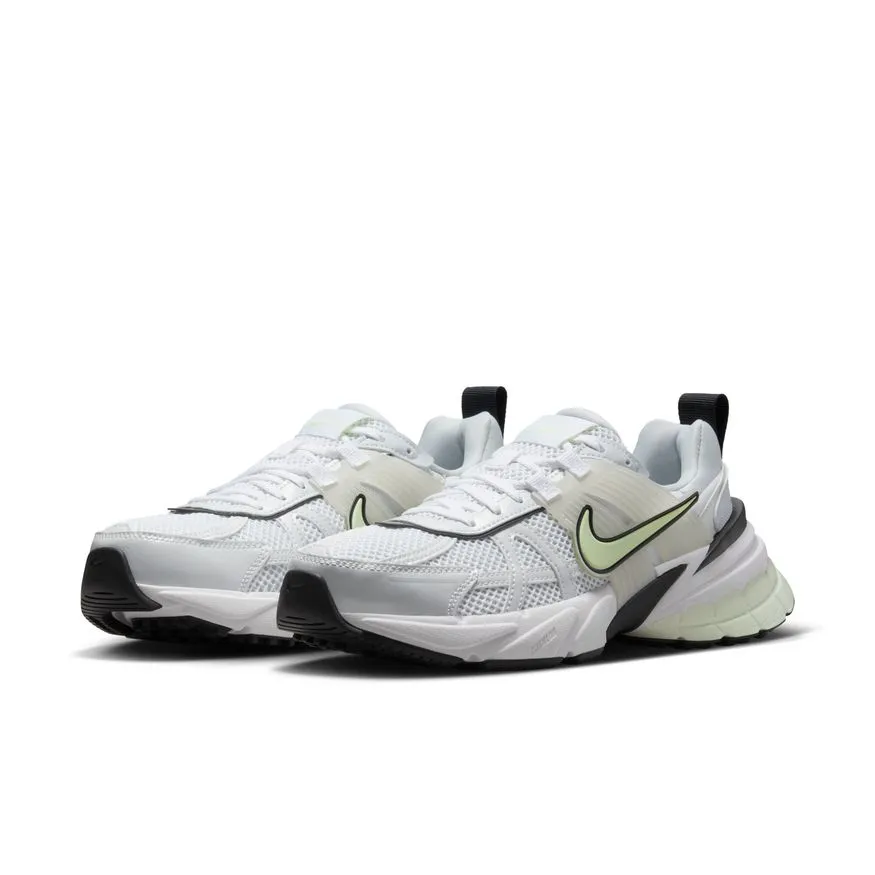 Classic Chic Posture aid W Nike V2K Run FD0736-109