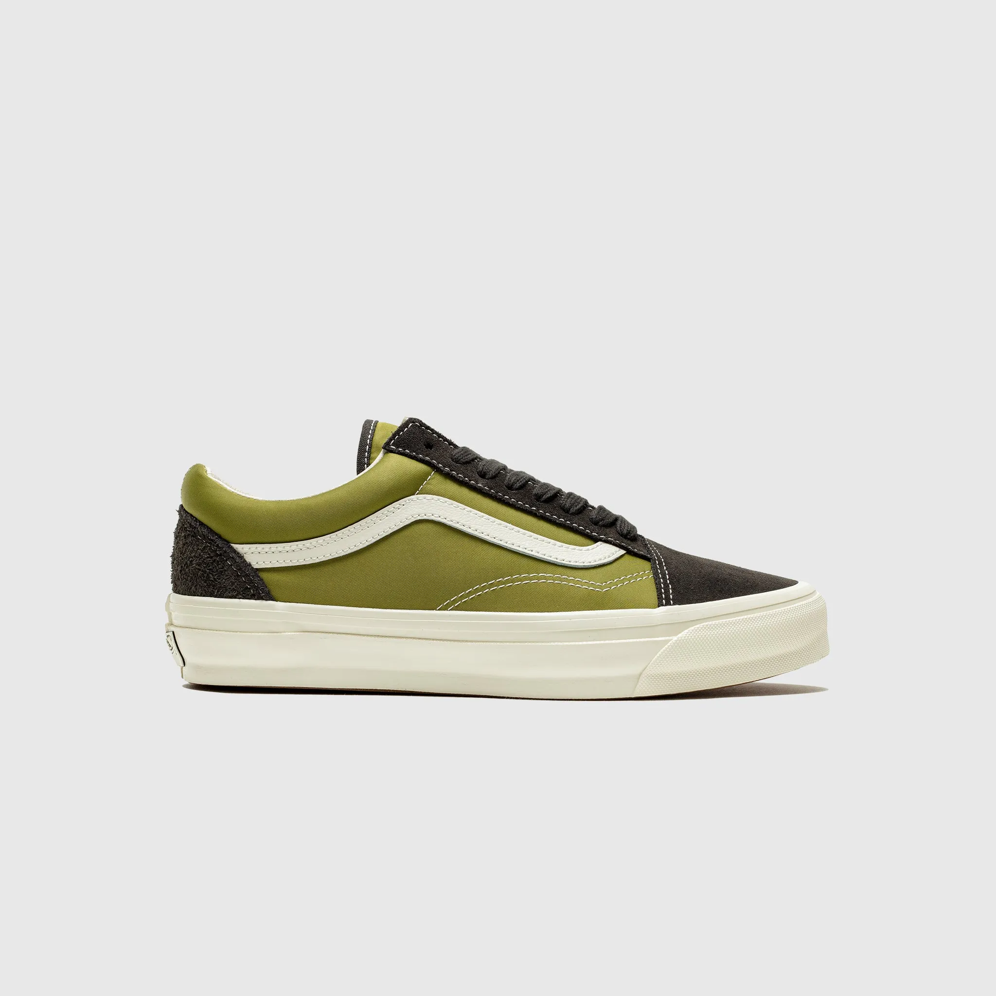 Exclusive Look OLD SKOOL LX