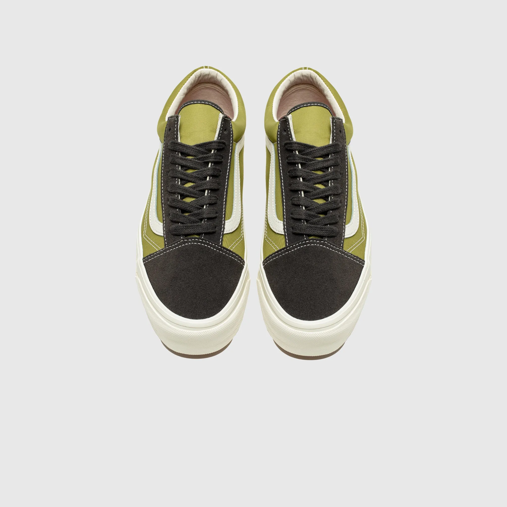 Hiking Path Slip Resistant Surface OLD SKOOL LX