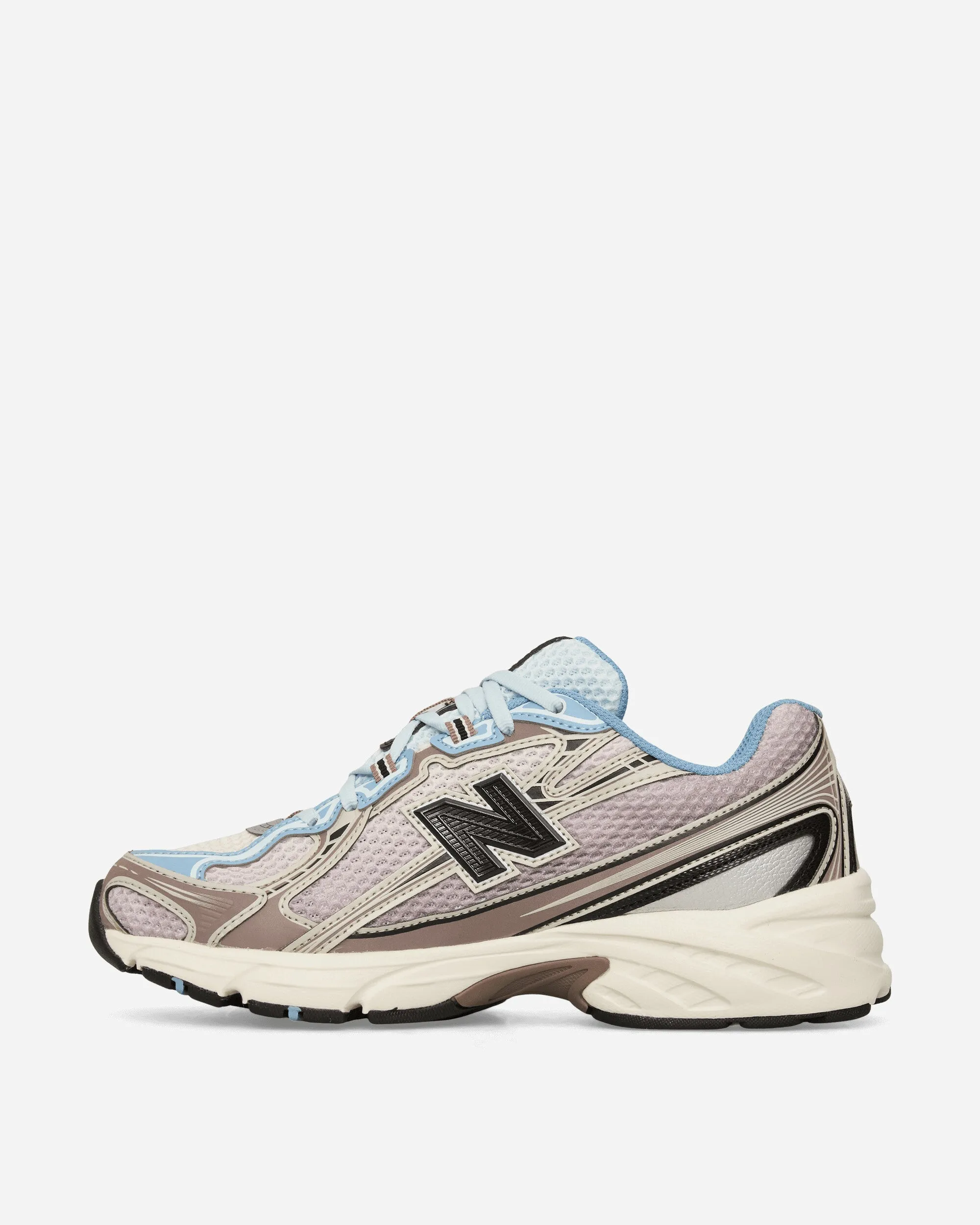 740 Sneakers Sea Salt / Earth Shadow / Frosted Glass BreathableMesh Stabilizing Heel Cage