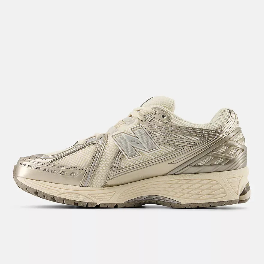 Slip Resistant Outdoor Explorers New Balance Men's (Unisex) 1906R U1906RCN
