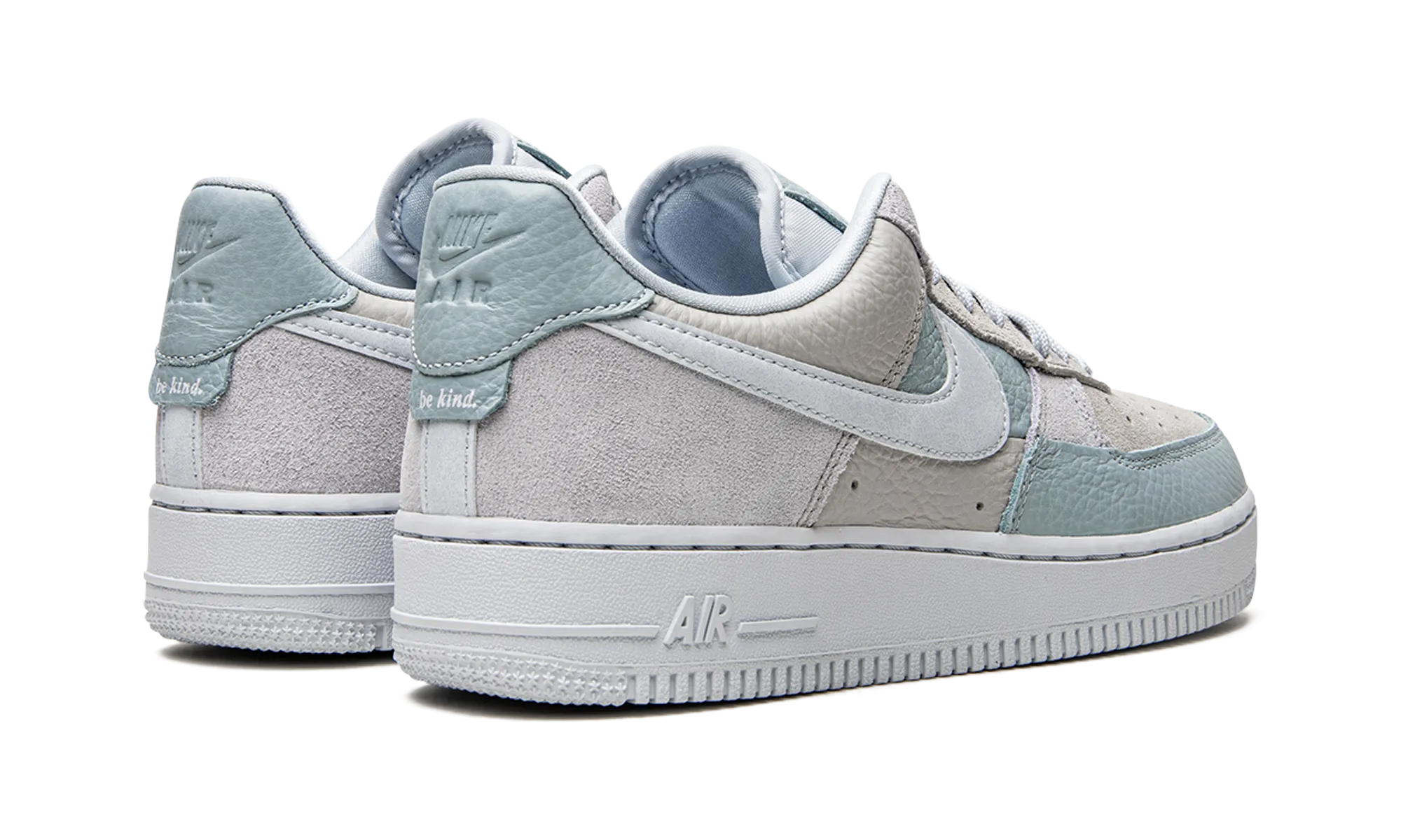 AIR FORCE 1 LO WMNS "NH1 Be Kind" Padded collar