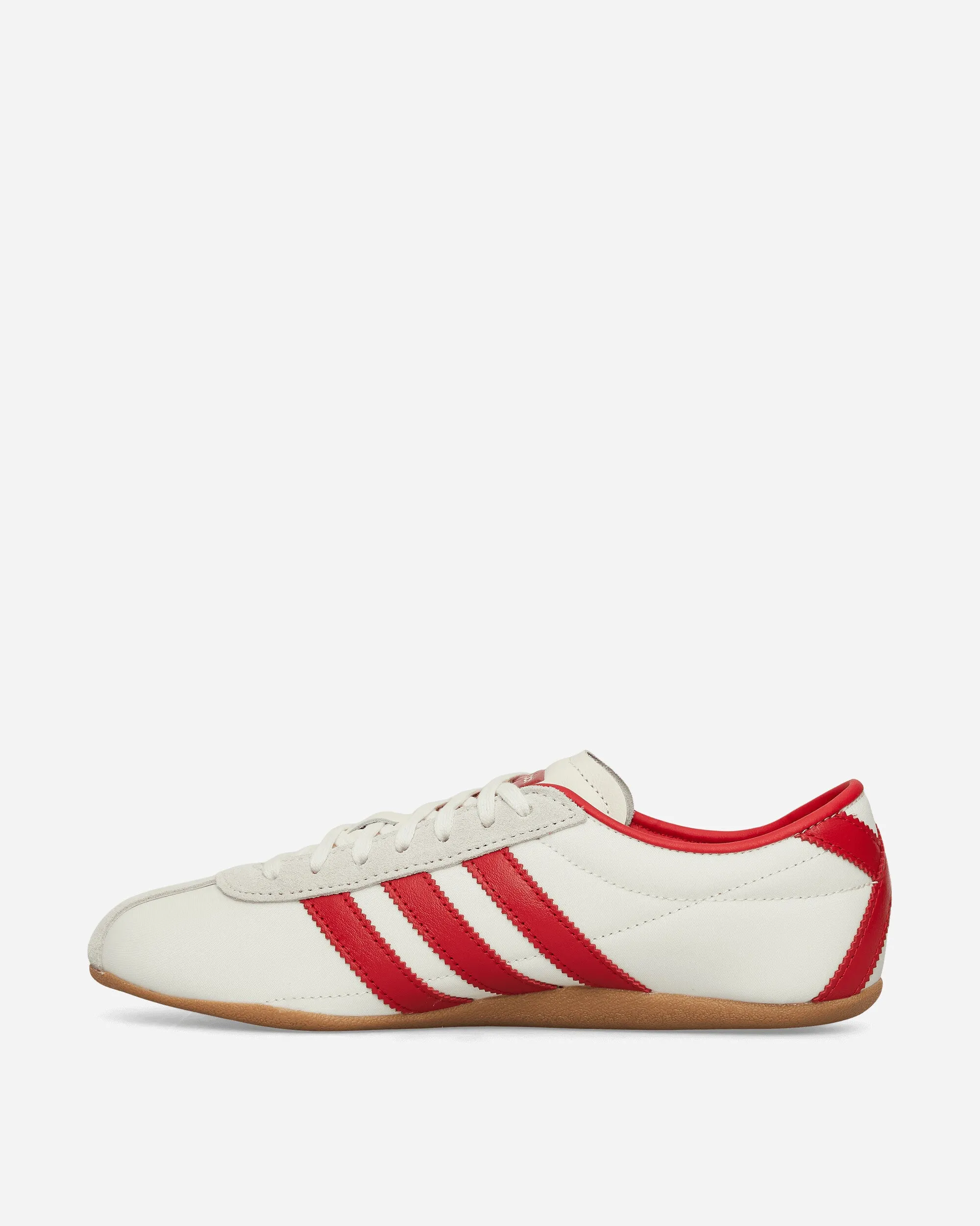 Tokyo Sneakers Off White / Better Scarlet Traction lugs