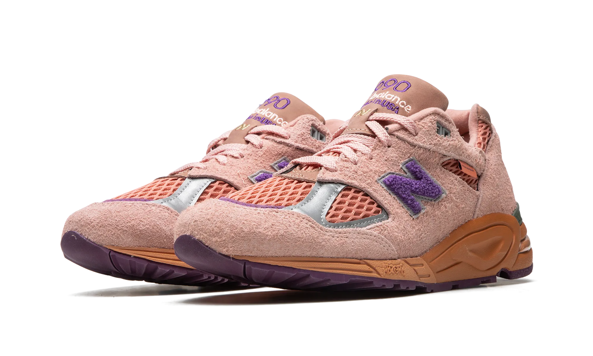 Trail - Worthy sunny day running 990 V2 "Salehe Bembury - Sand Be The Time"
