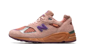 Supportive Upper 990 V2 "Salehe Bembury - Sand Be The Time"