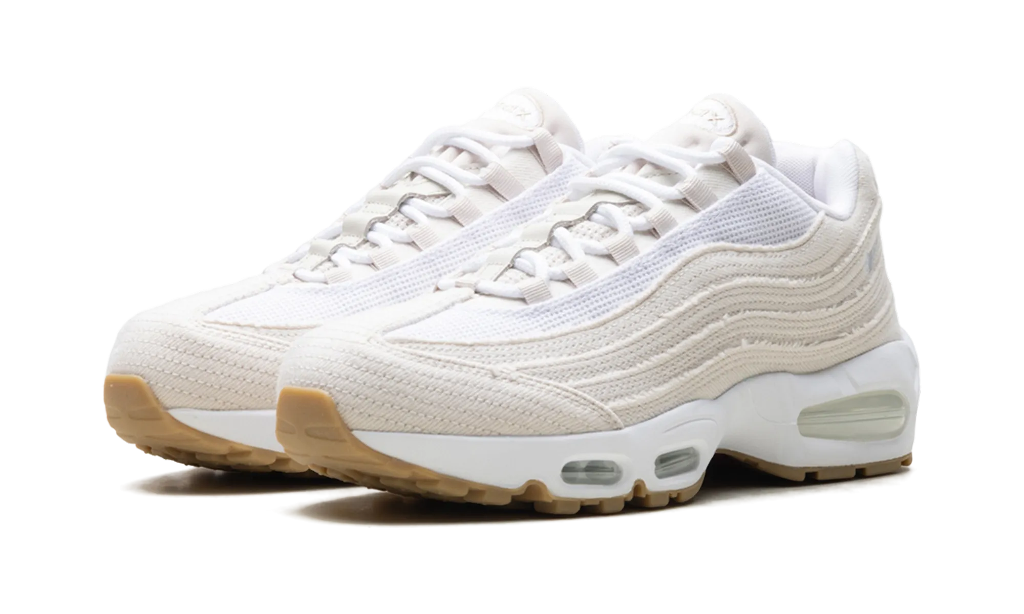 Air Max 95 OG "Levi's Denim - Light Orewood Brown" running in a crater area shoes early morning run