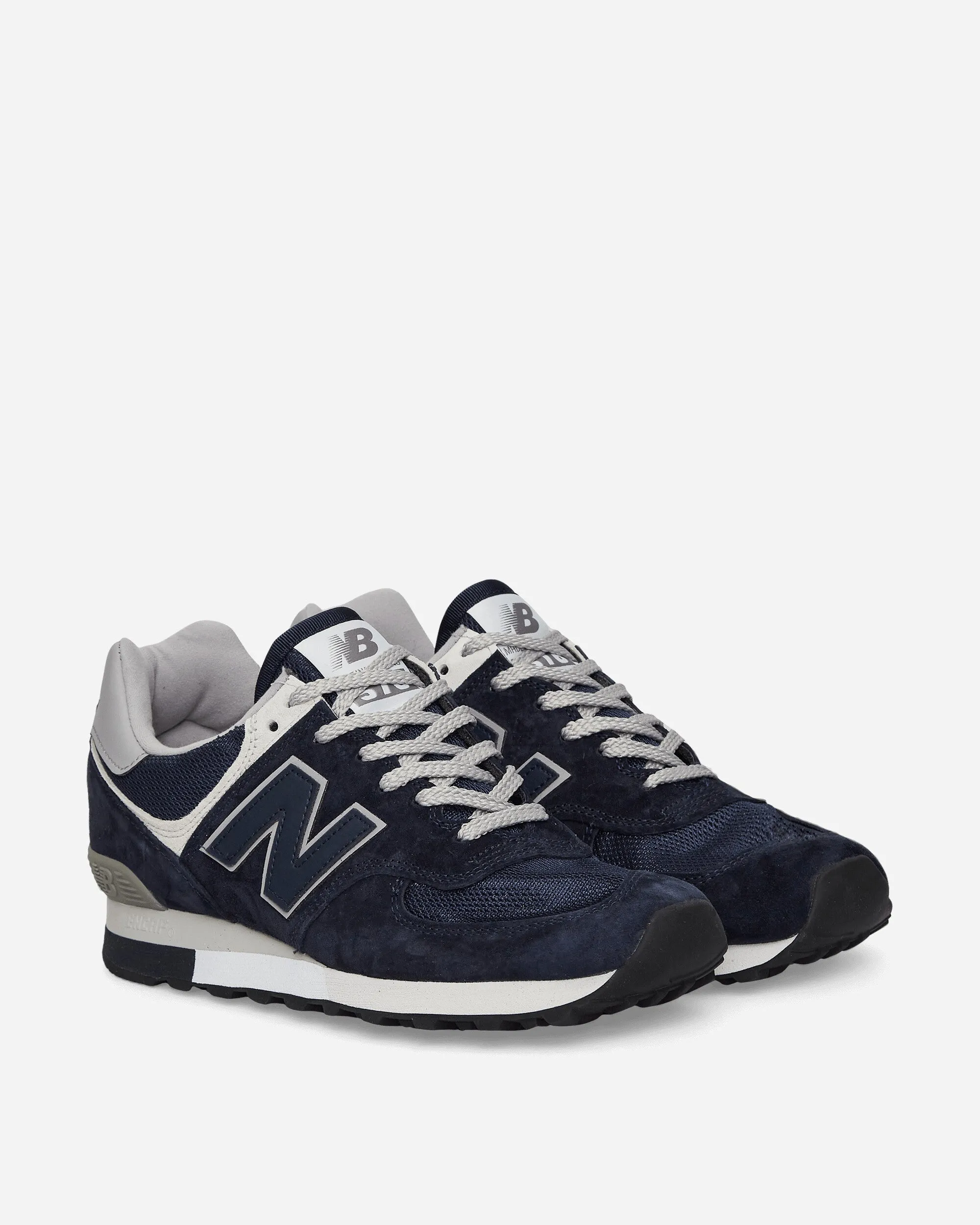 Everyday Sneakers Compression resistant MADE in UK 576 Sneakers Navy