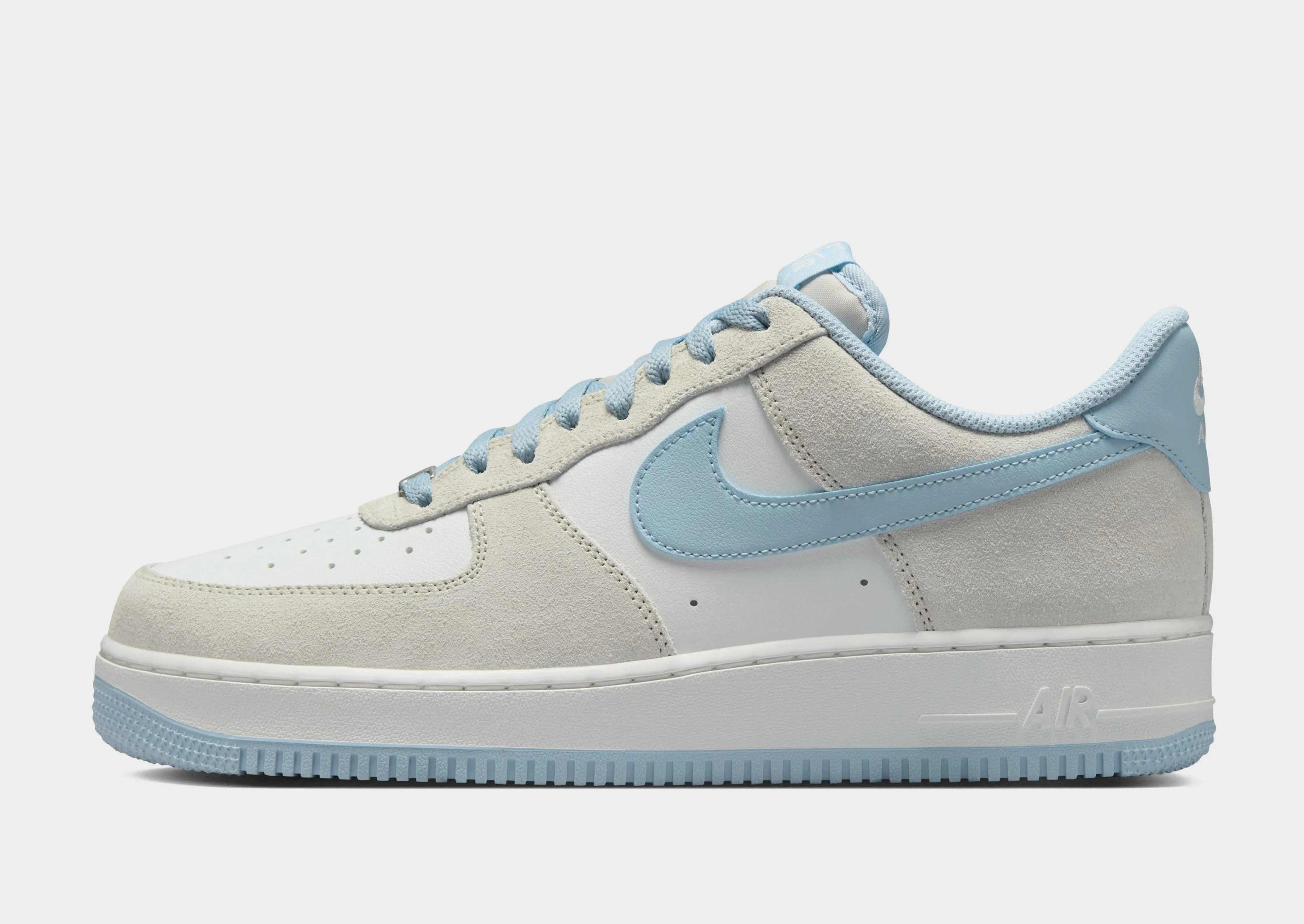 All-Court Shoes Precision Cut Motion Air Force 1 '07 LV8