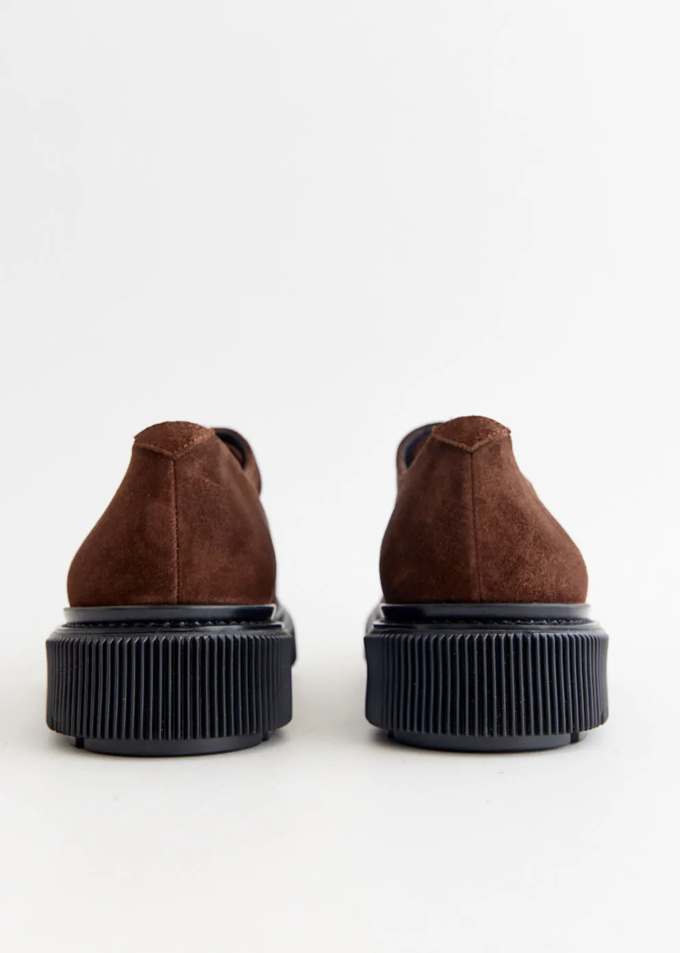 Neutral Look Type 124 Suede Derbies