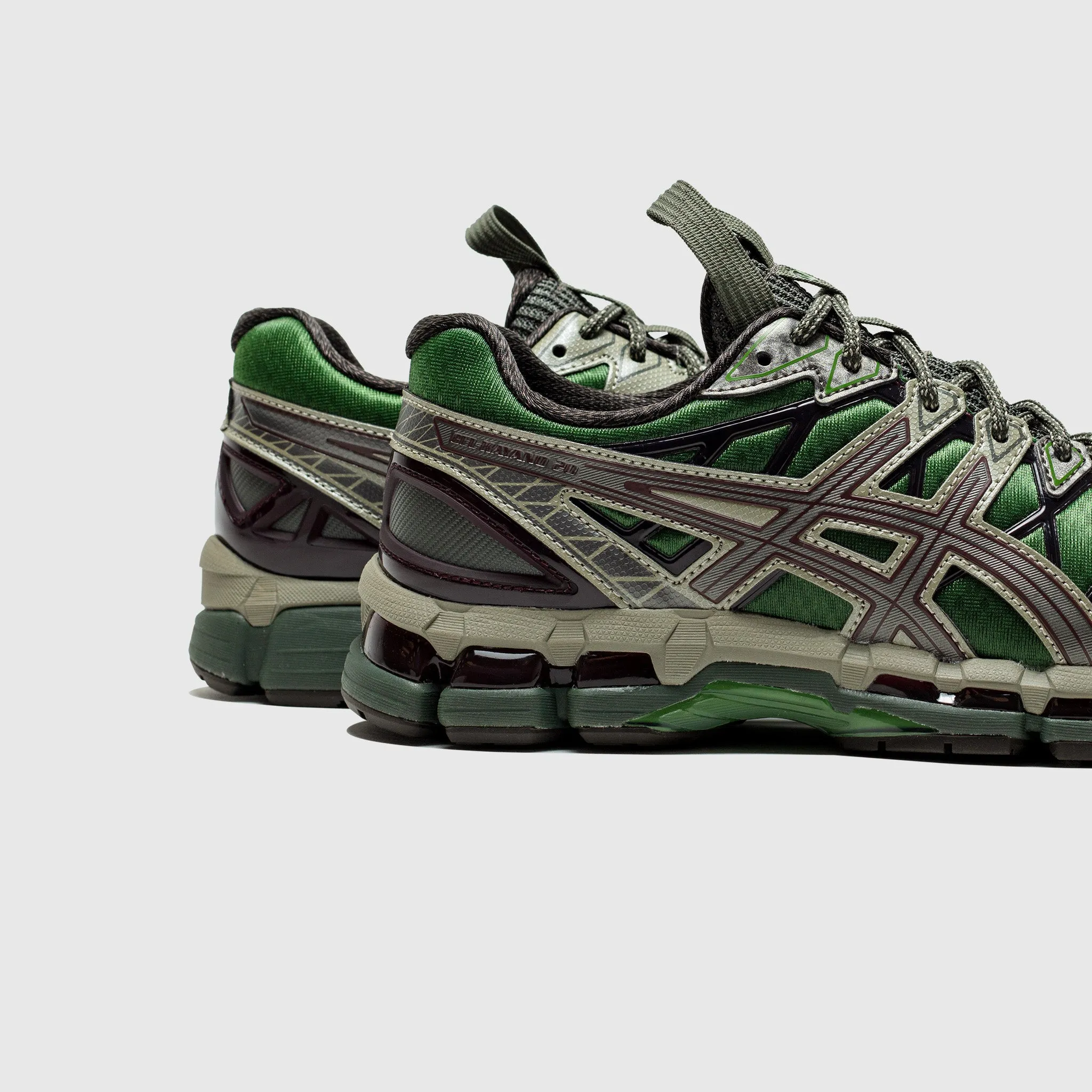 Distinctive durability UB10-S GEL-KAYANO 20