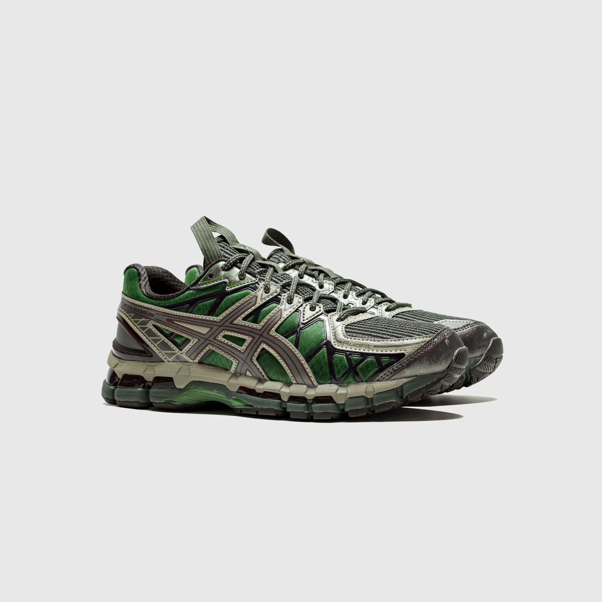 UB10-S GEL-KAYANO 20 Calm Tones Cushioned Base