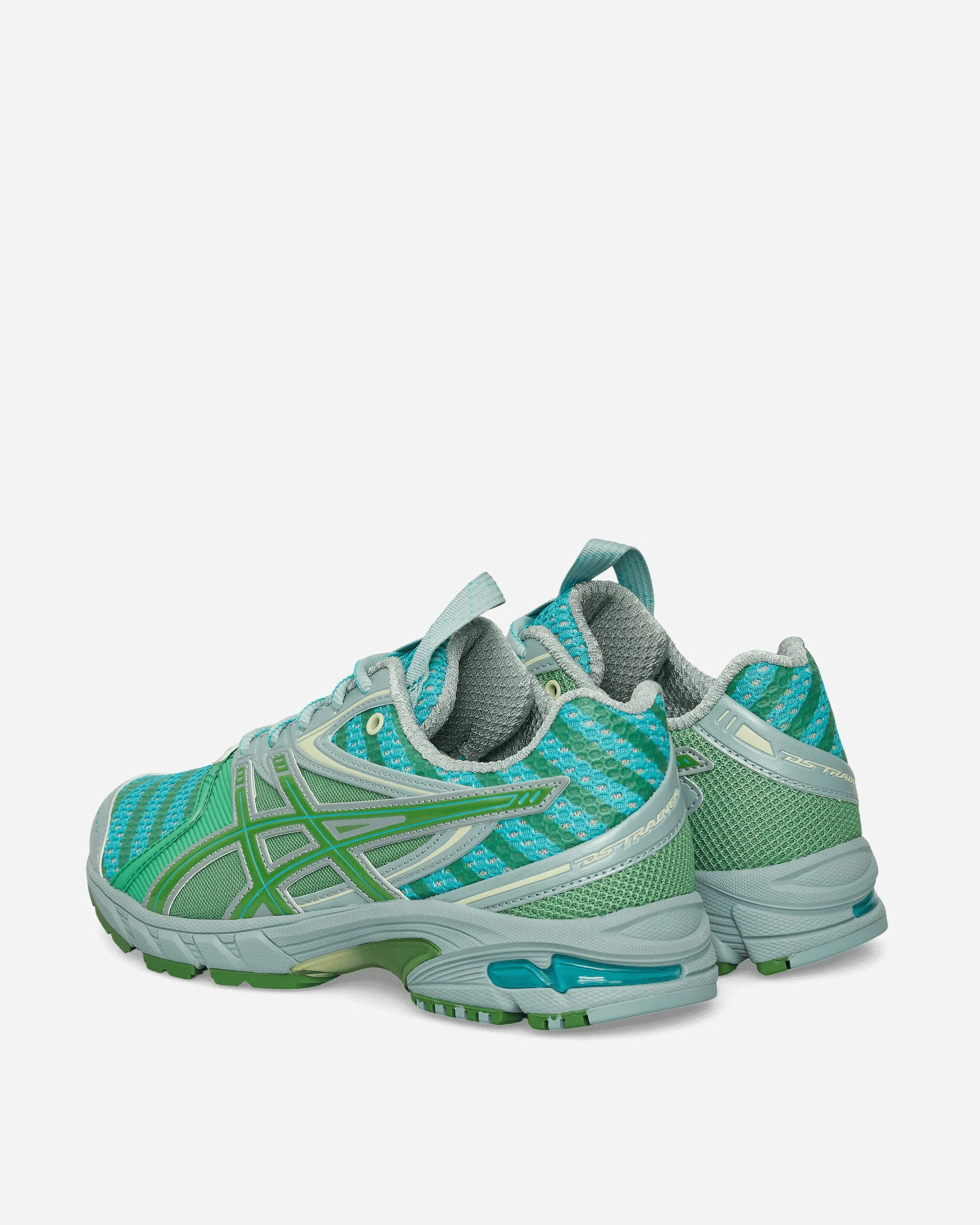 UB9-S GEL-DS Trainer 14 Sneakers Waterfall / Lichen Rock Flat Surface cushioning technology