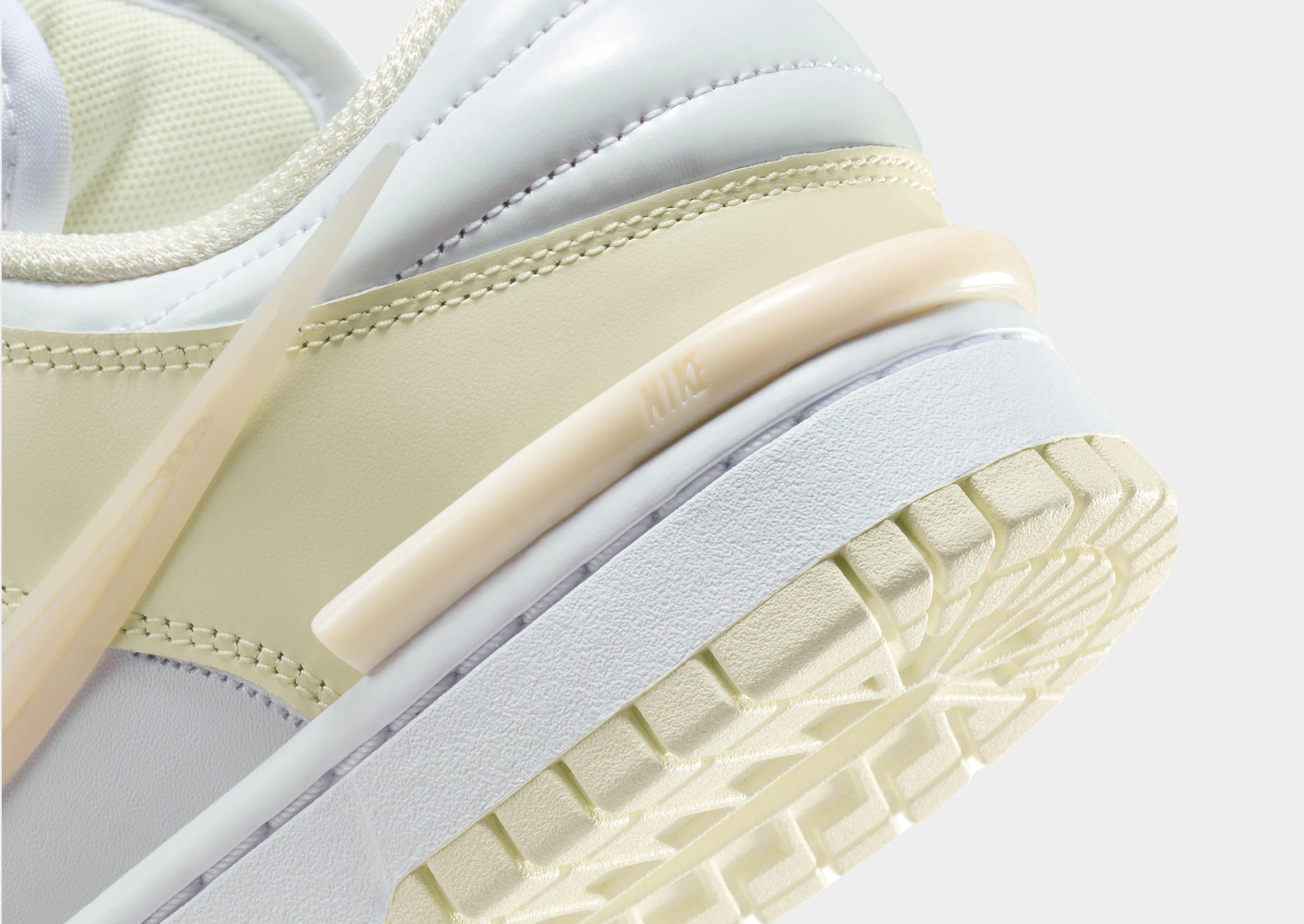 Athletic Fit Dunk Low Twist Women's