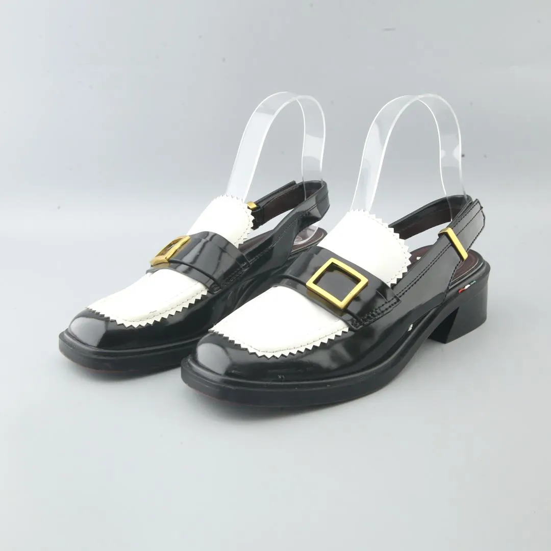 SARTO. GIANNA Embrace Elegance Pointed Heels