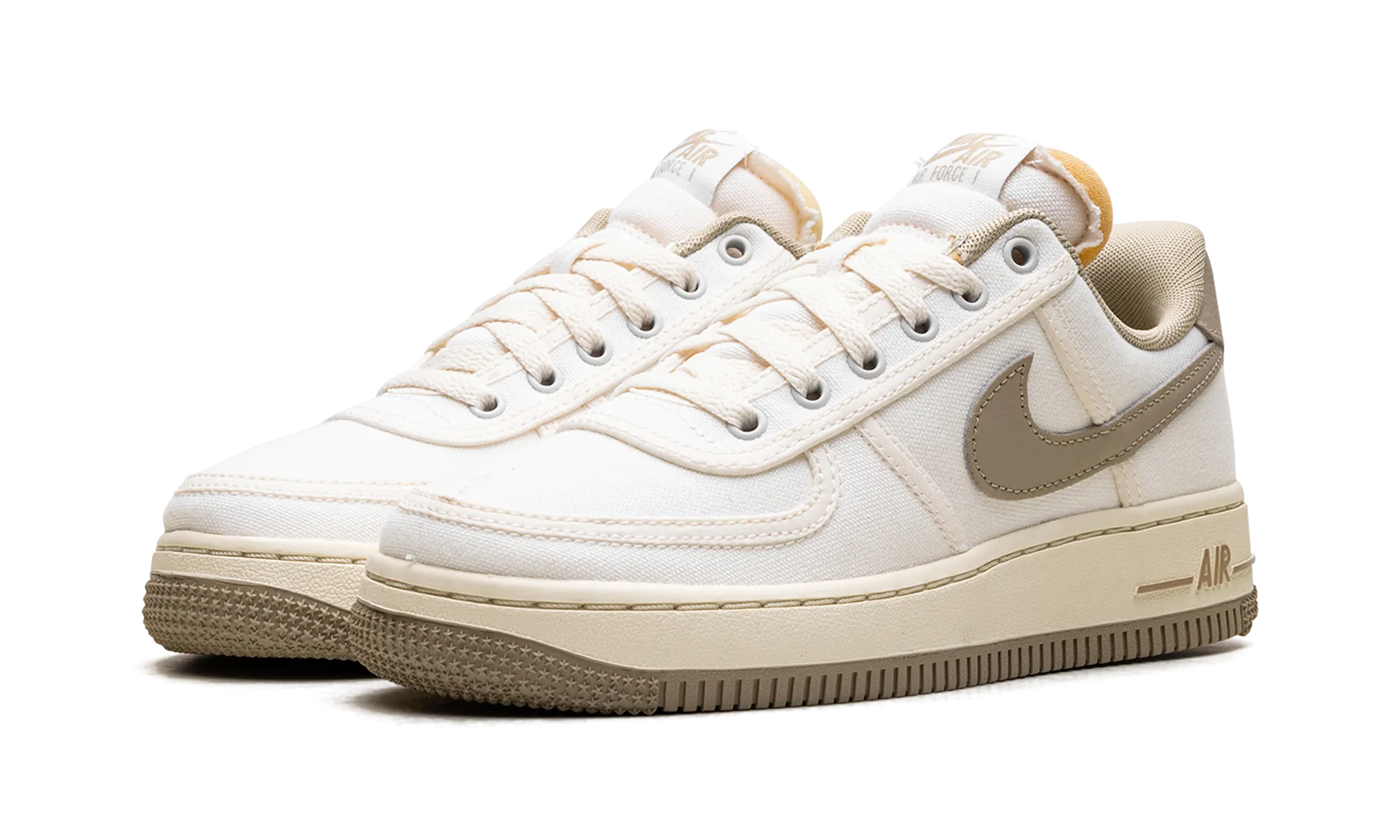 Air Force 1 Low '07 WMNS "Sail Coconut" Air Circulation