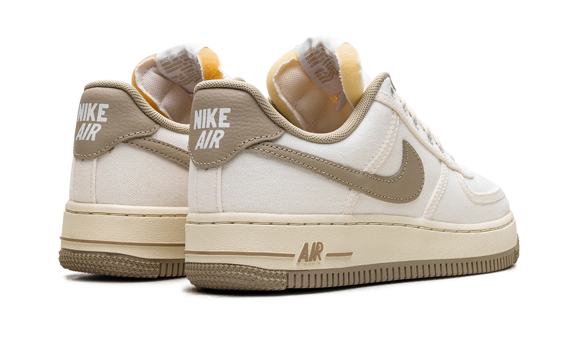 Air Force 1 Low '07 WMNS "Sail Coconut" Training Essentials