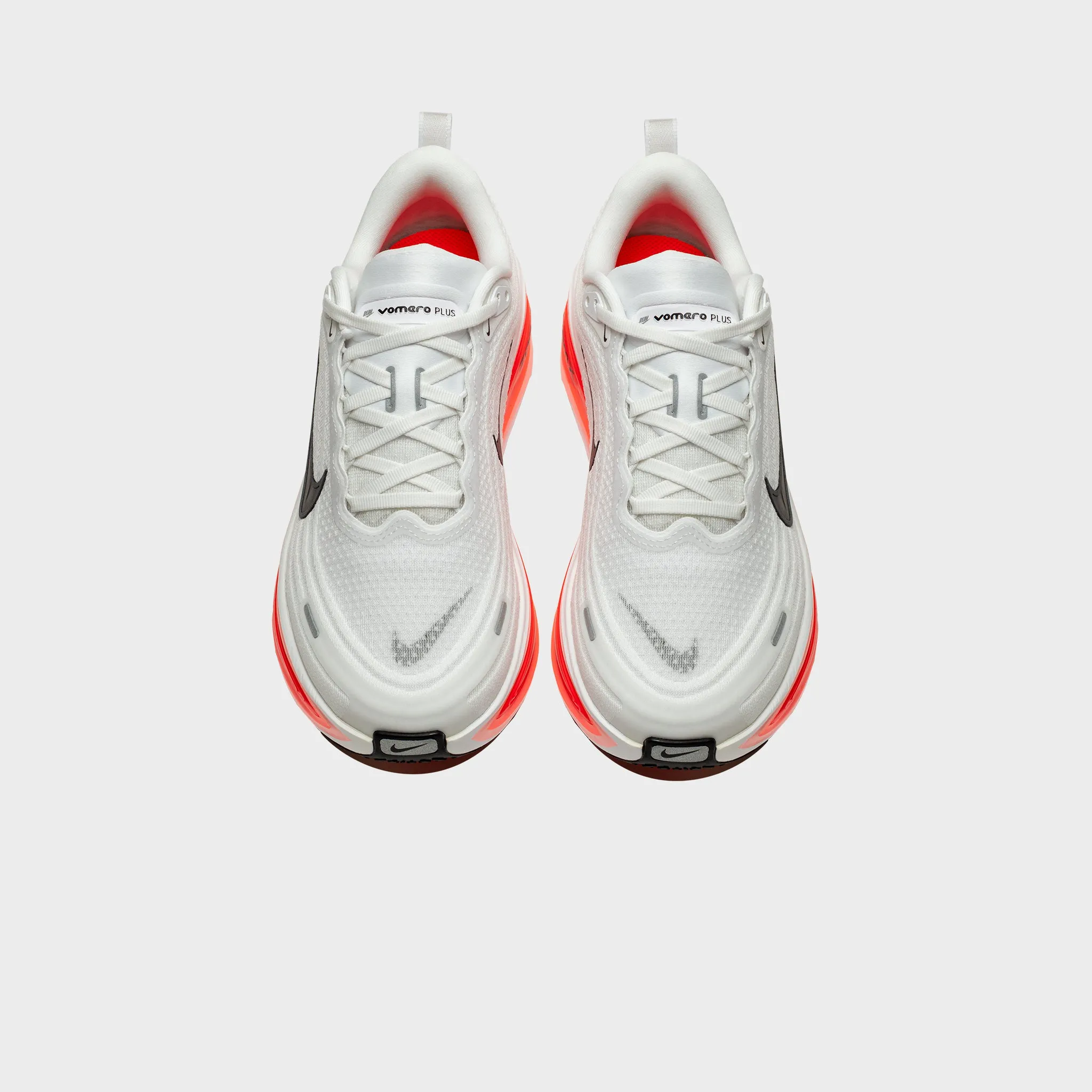 VOMERO PLUS "BRIGHT CRIMSON" Hypergrip Texture