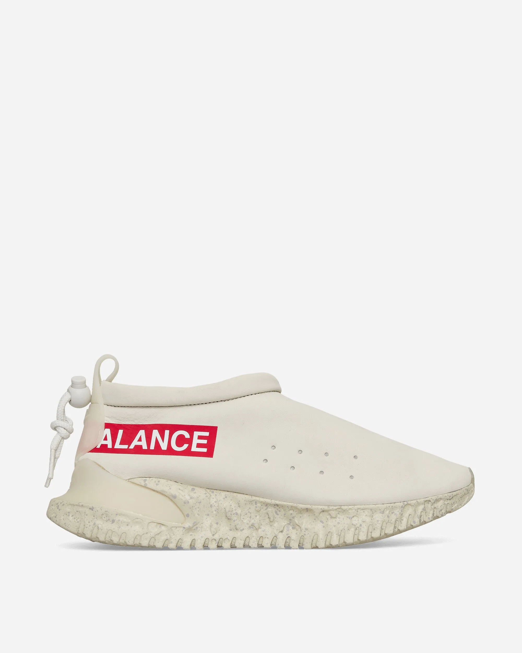 UNDERCOVER Moc Flow Sneakers Light Bone Heel Cup Stability Motion Grip