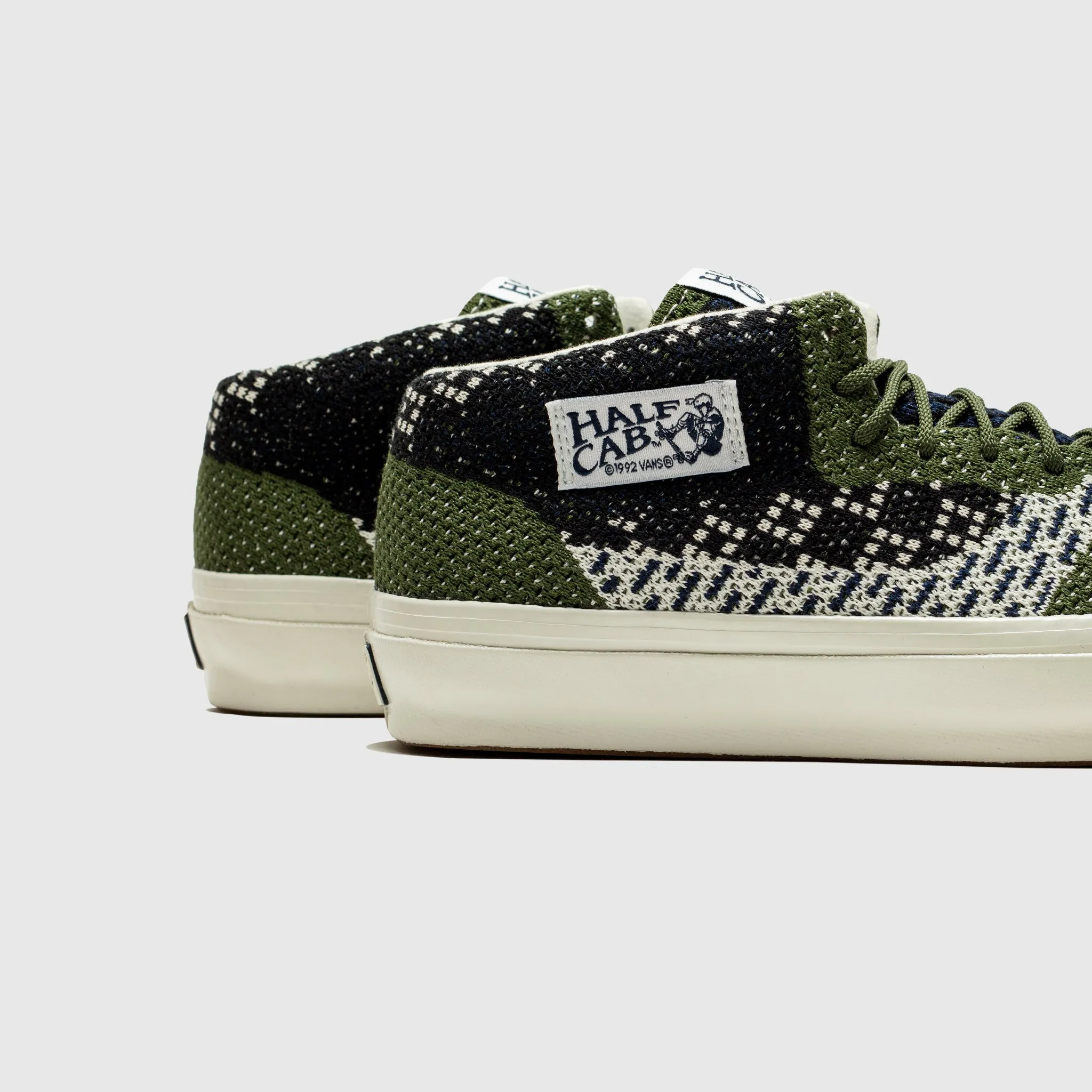 HALF CAB 33 EK LX Flexible Arch Support