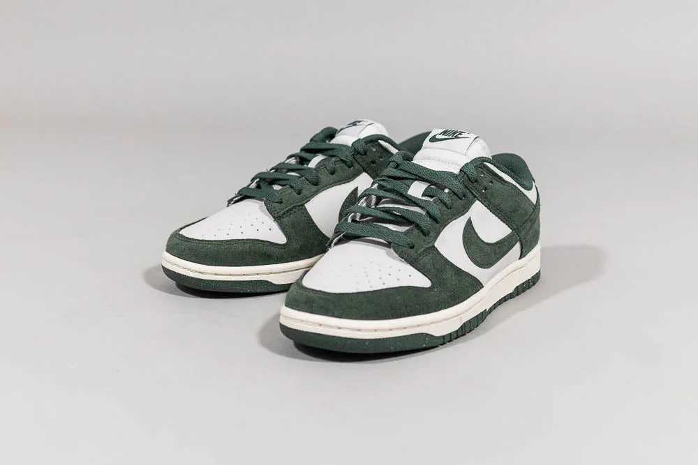 Strong Hike ArchSupport Nike Dunk Low Next Nature 'Vintage Green'