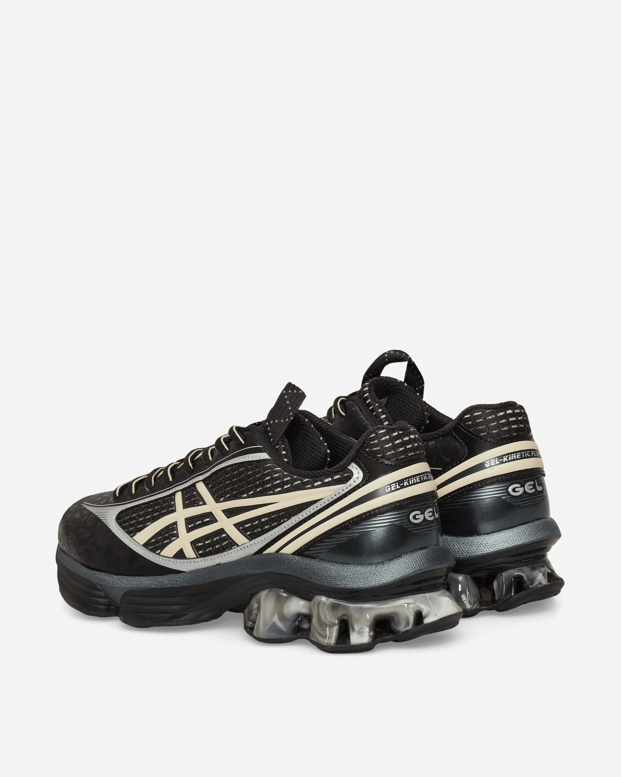 Contoured Sole US6-S GEL-Kinetic Fluent Sneakers Black / Vanilla