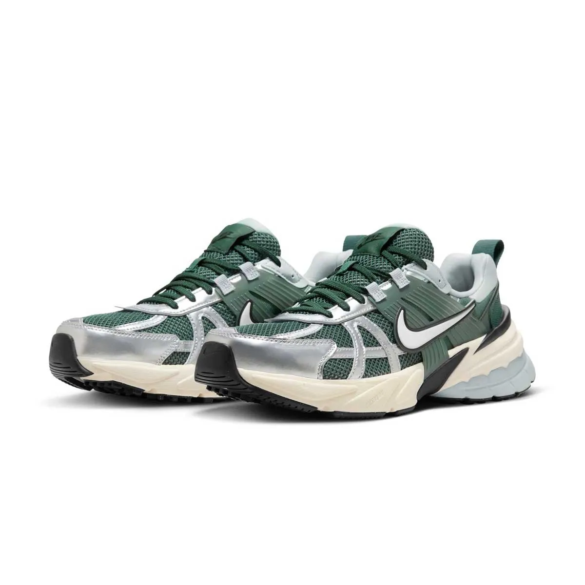 V2K Run 'Vintage Green Mineral Spruce' athletic chic