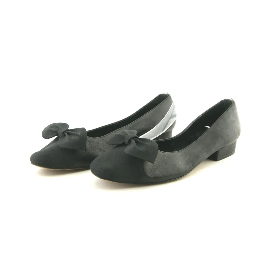 VANELI . Stylish Appeal Unique Look