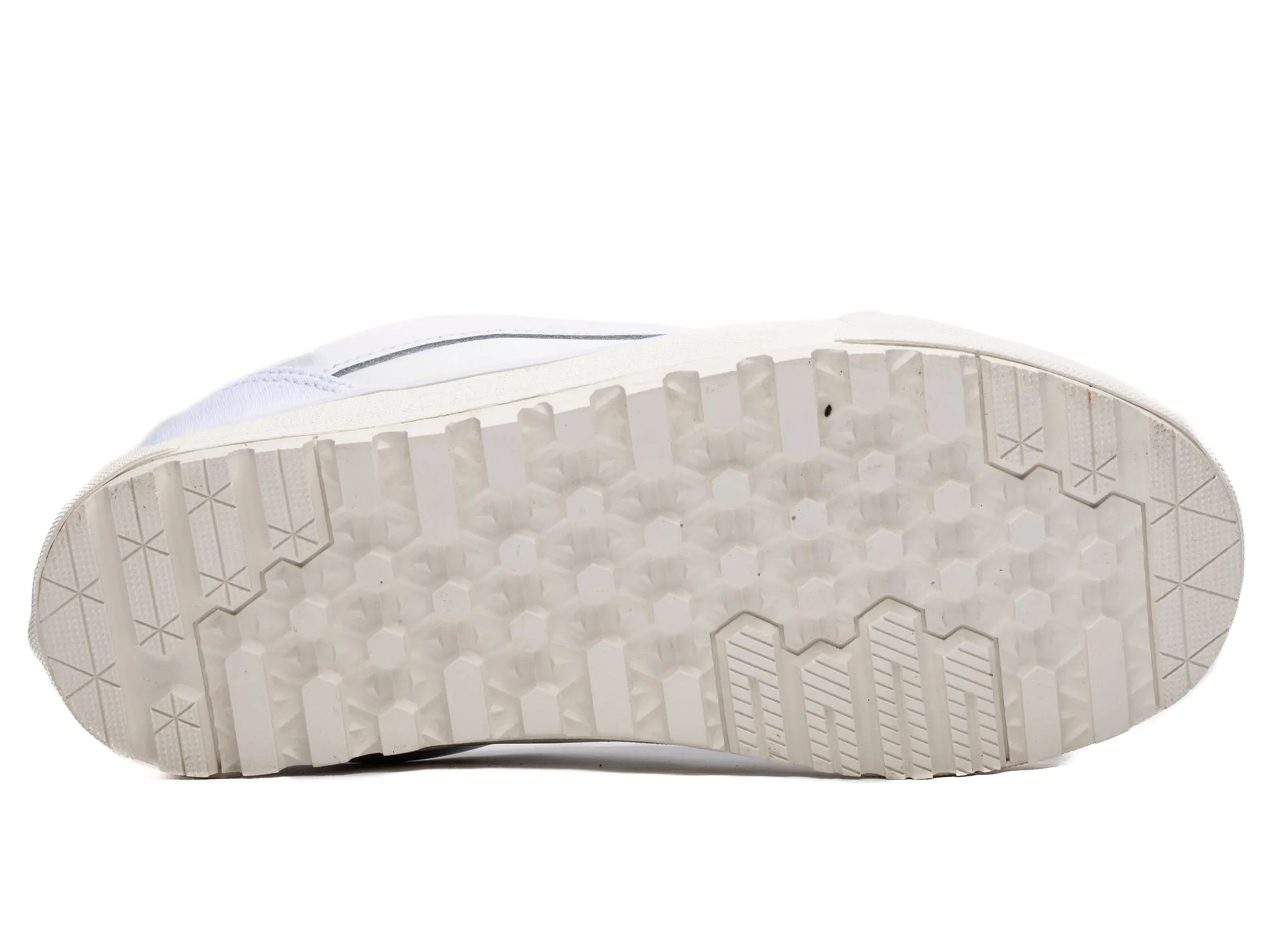 Pure Black slow walk Vans LX Knu Skool MTE-1 Mercer in White