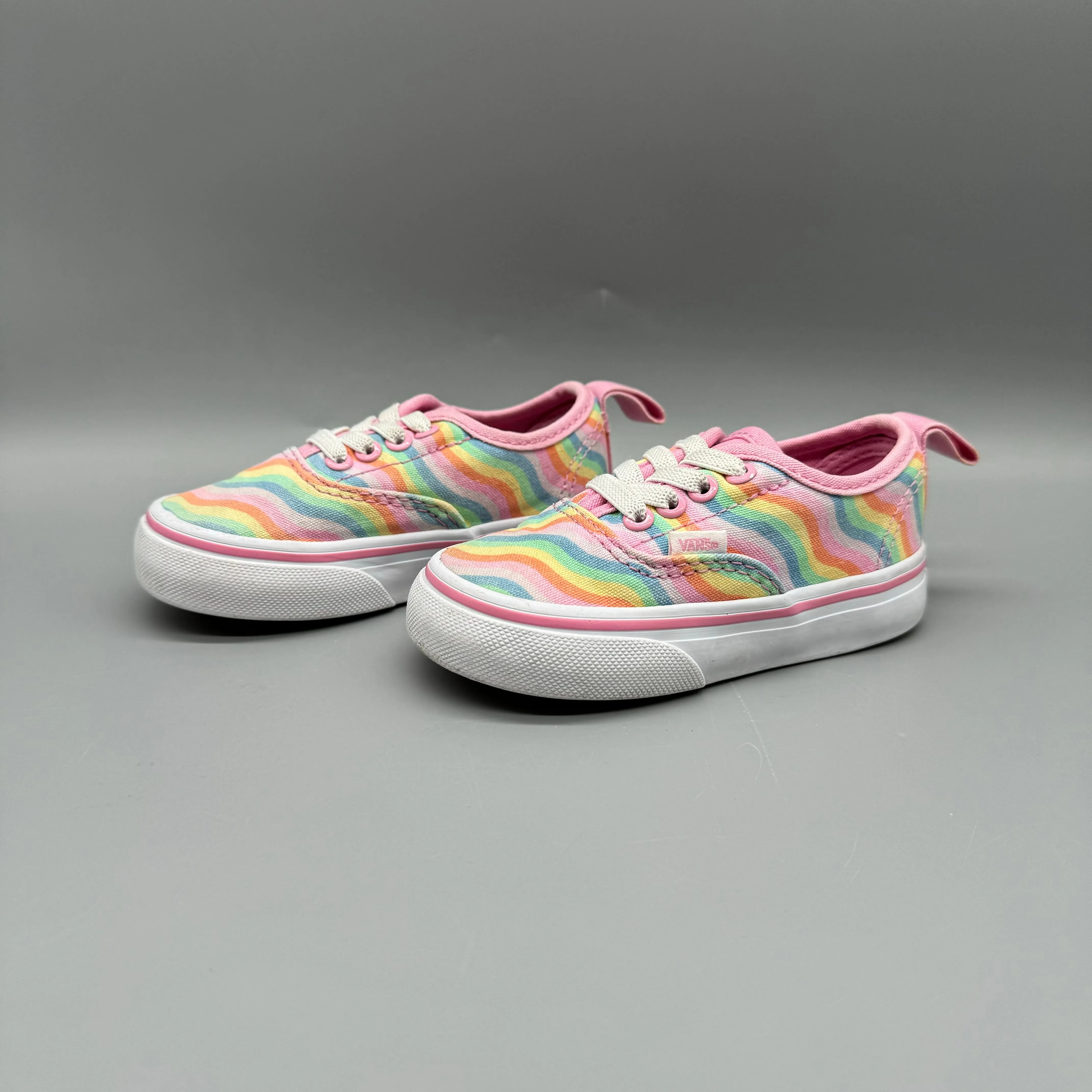 hardest profitable Vans / Runner / US6