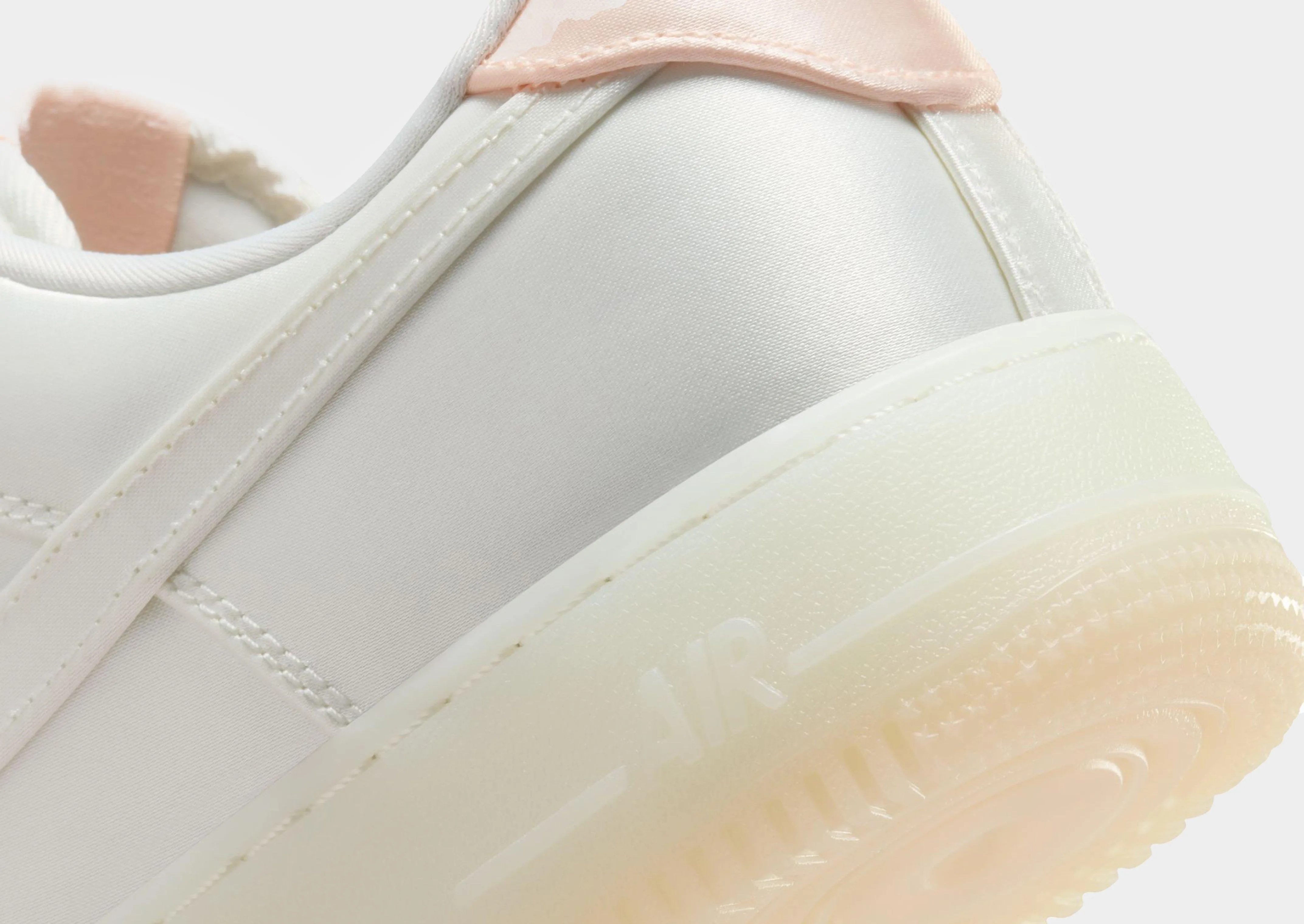 Air Force 1 ??07 LV8 Women's Strong Base
