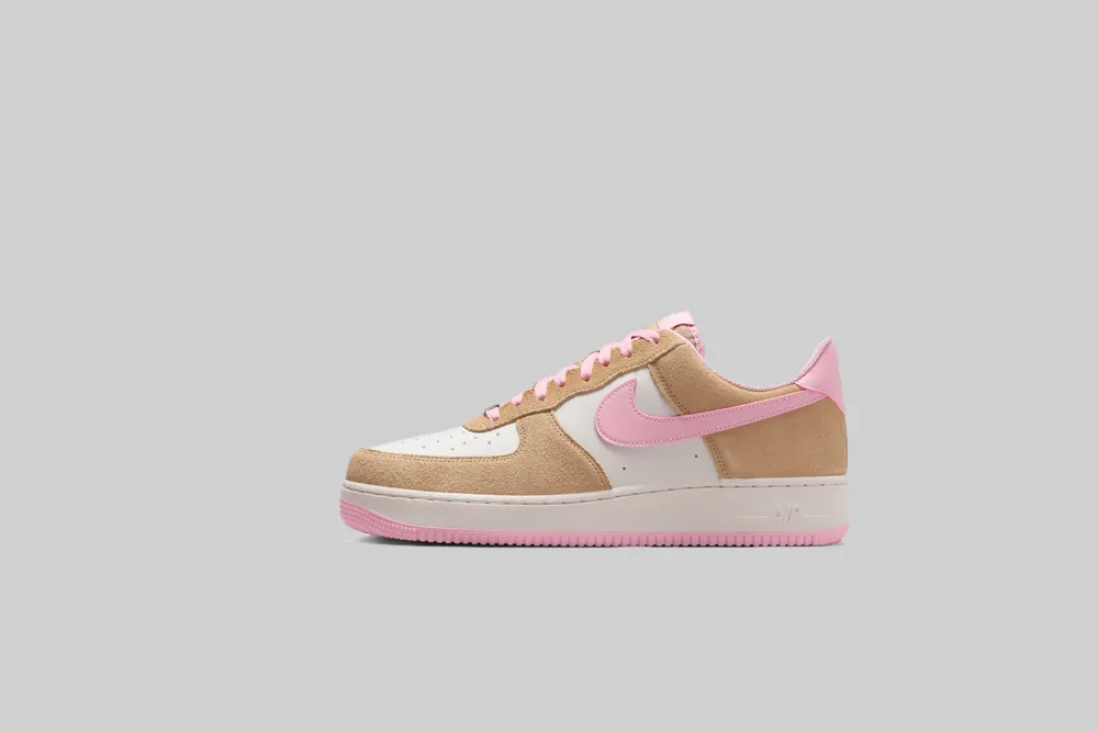 Molded Heel Nike Air Force 1 '07 LV8 'Hemp and Medium Soft Pink'