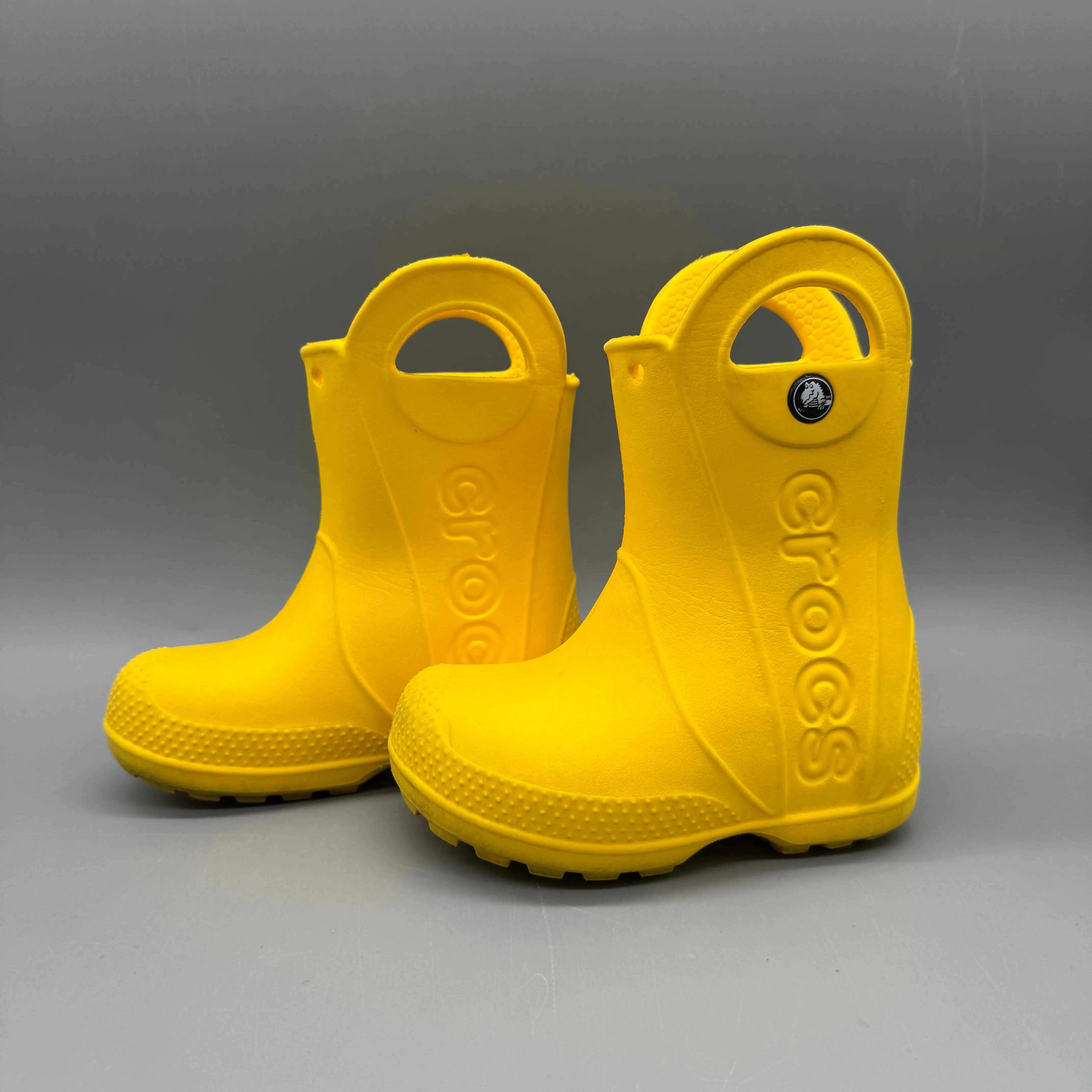 Cushioned traction Crocs / Rain Boots / US6
