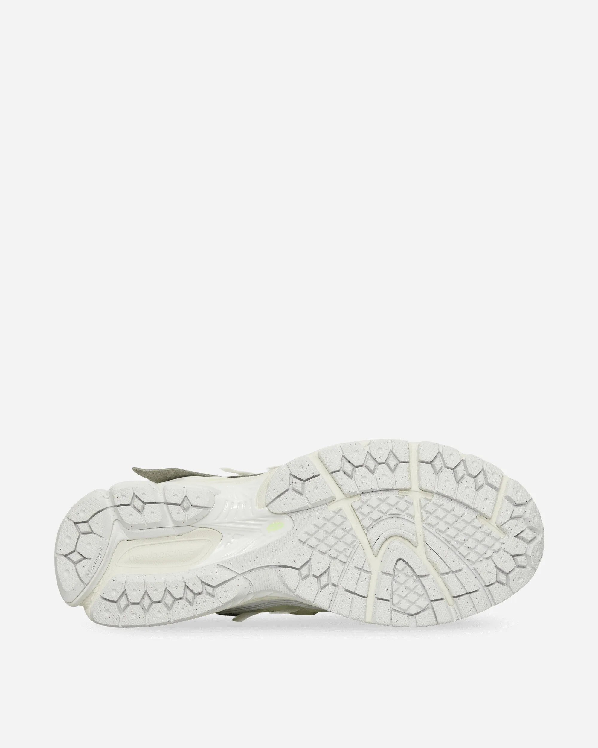 1906A Sneakers White / Mint Flash / Silver Metallic Cushioned Walk Flexible Cushioning