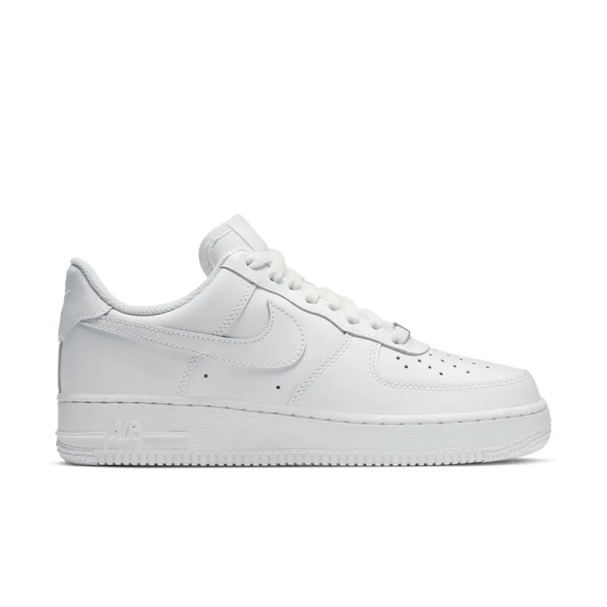W Nike Air Force 1 '07 DD8959-100 Commute Light