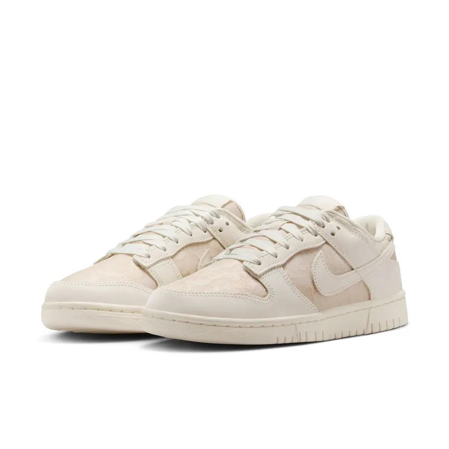 Retro Mood Hero Edge W Nike Dunk Low HJ5870-100