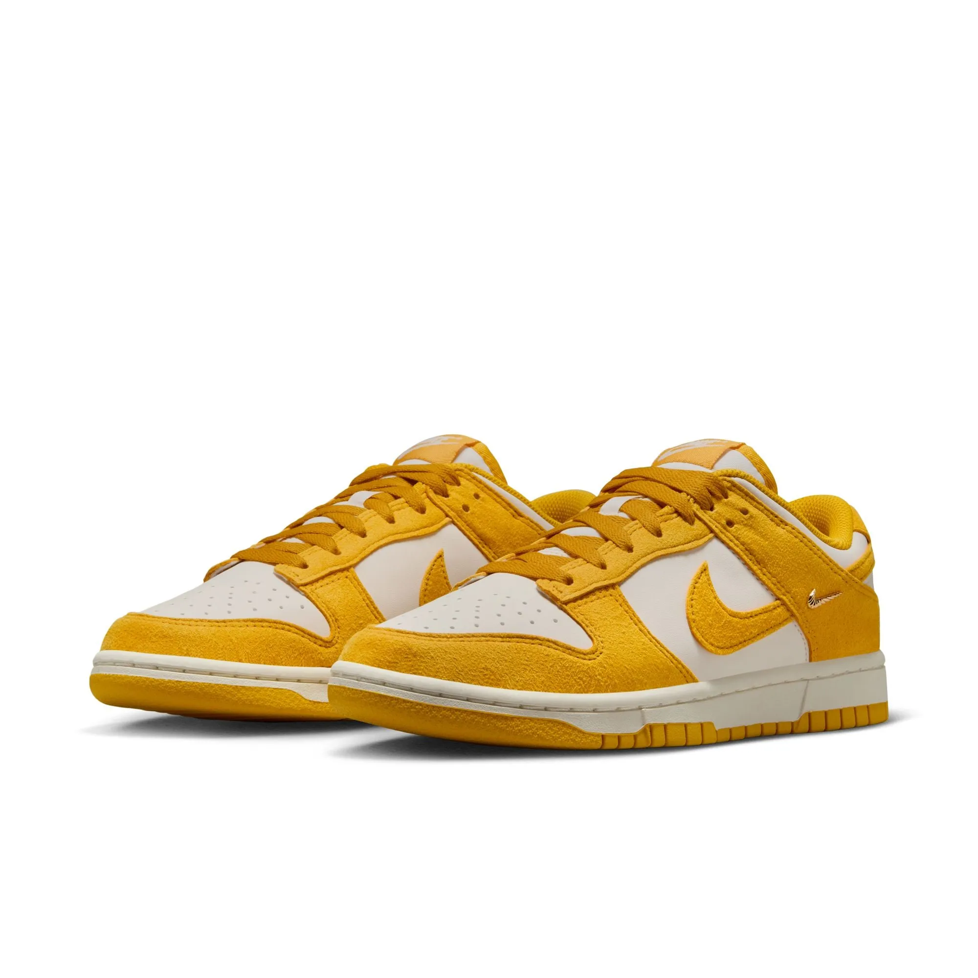 W Nike Dunk Low IB4417-101 Street Fit