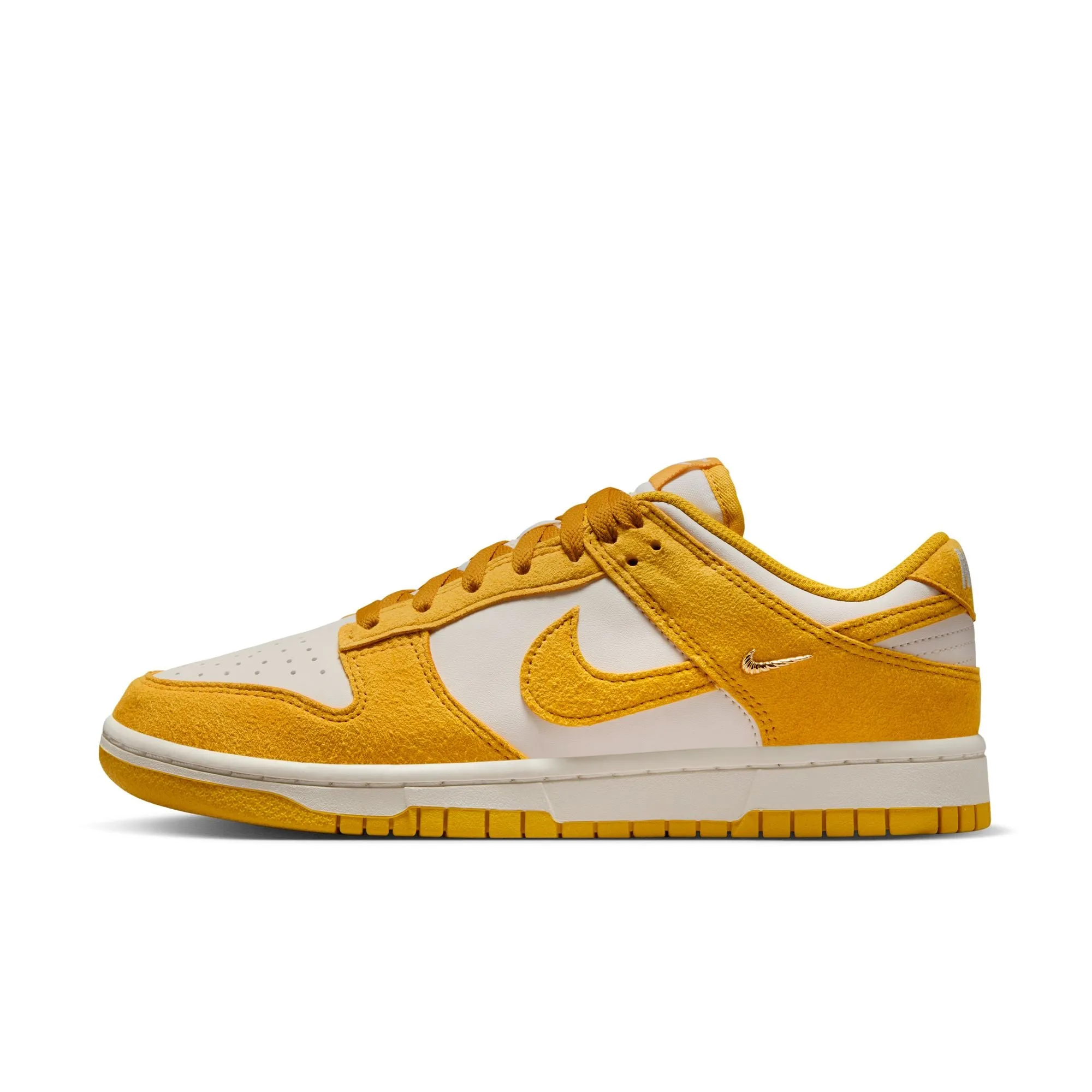 W Nike Dunk Low IB4417-101 Neutral Glow
