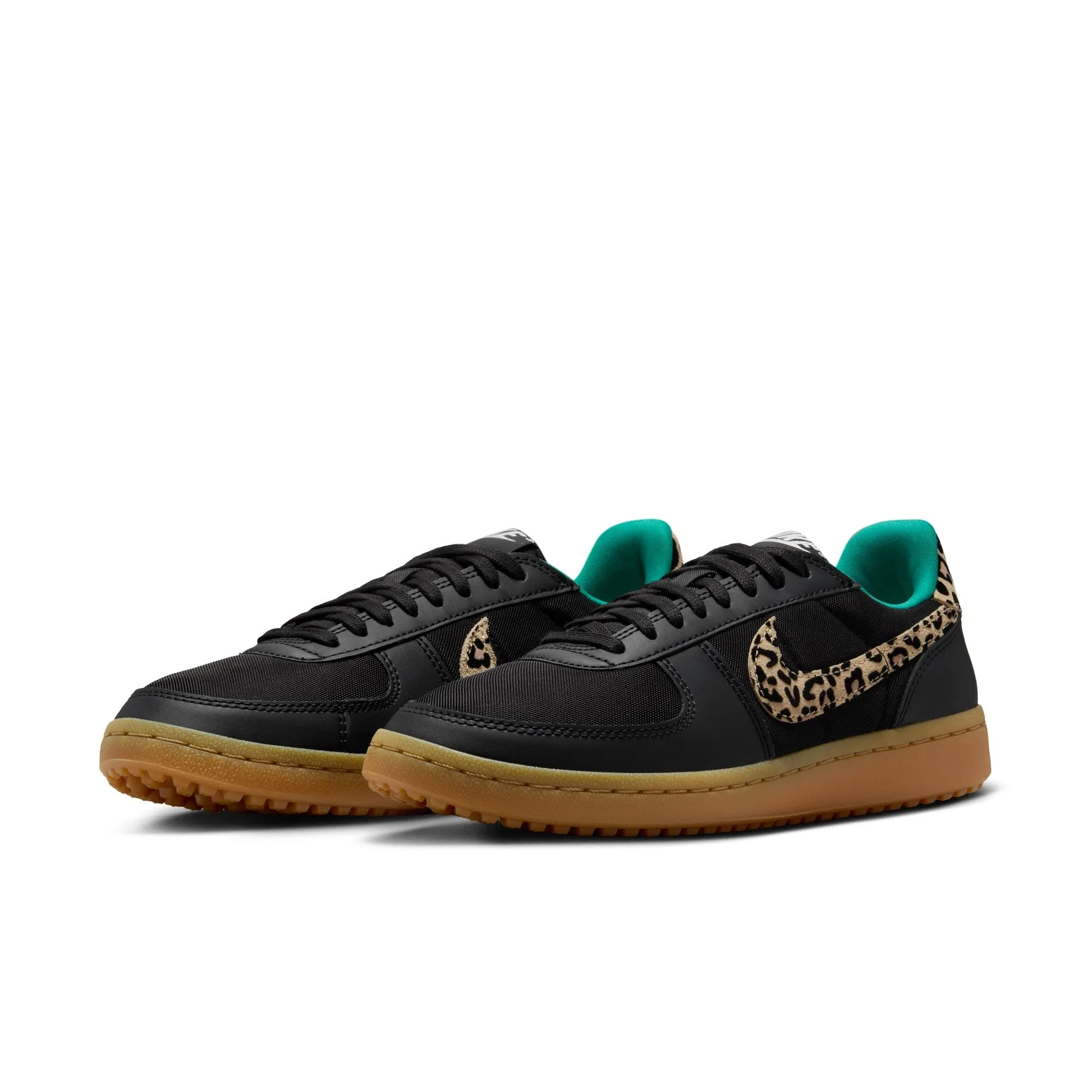 W Nike Field General SE IF1742-001 Enhanced grip