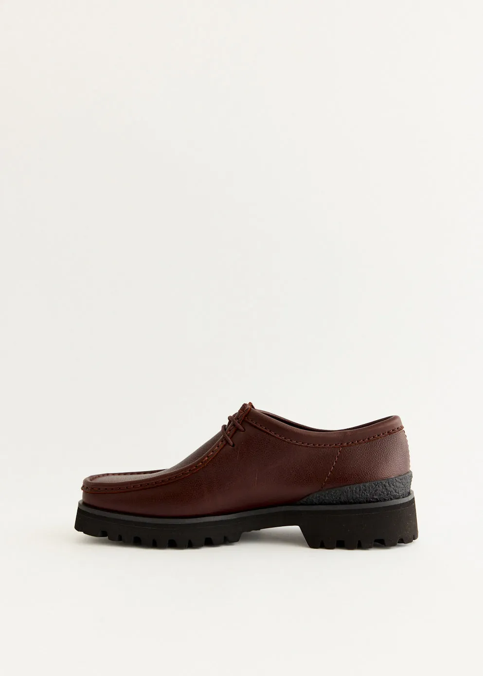Core Fit Strong Look Wallabee Yukoner