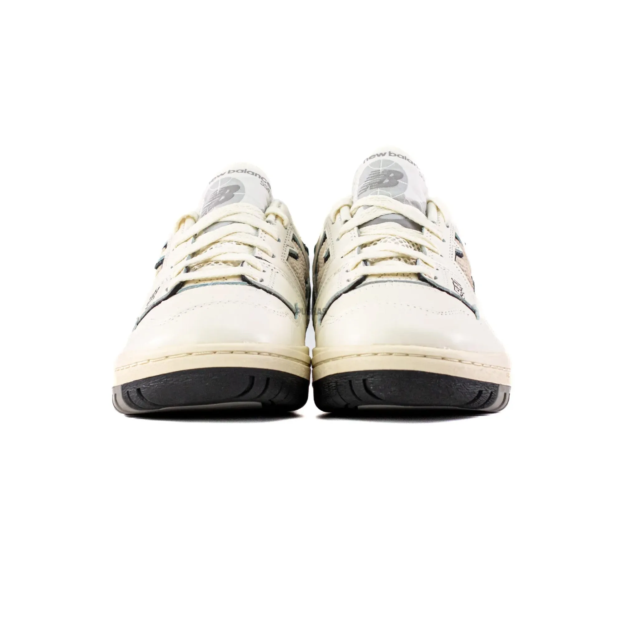 running with a foam midsole running in different terrains 550 'Cream Black' (2022)