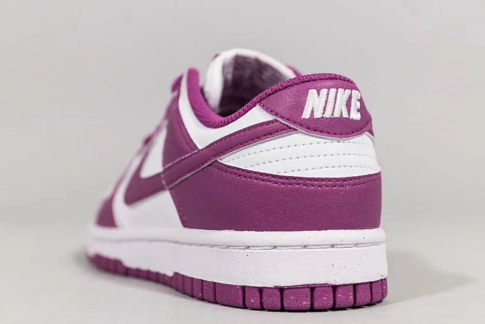 Chic Mood Sleek Form Women's Nike Dunk Low Next Nature 'Hot Fuchsia'