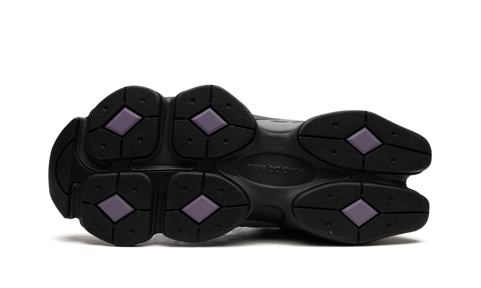 9060 "Violet Noir" running in a wooden bridge area shoes Marvelous quality