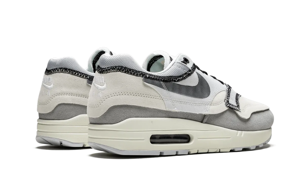 low - top footwear hunting shoes Air Max 1 "Inside Out - Phantom"