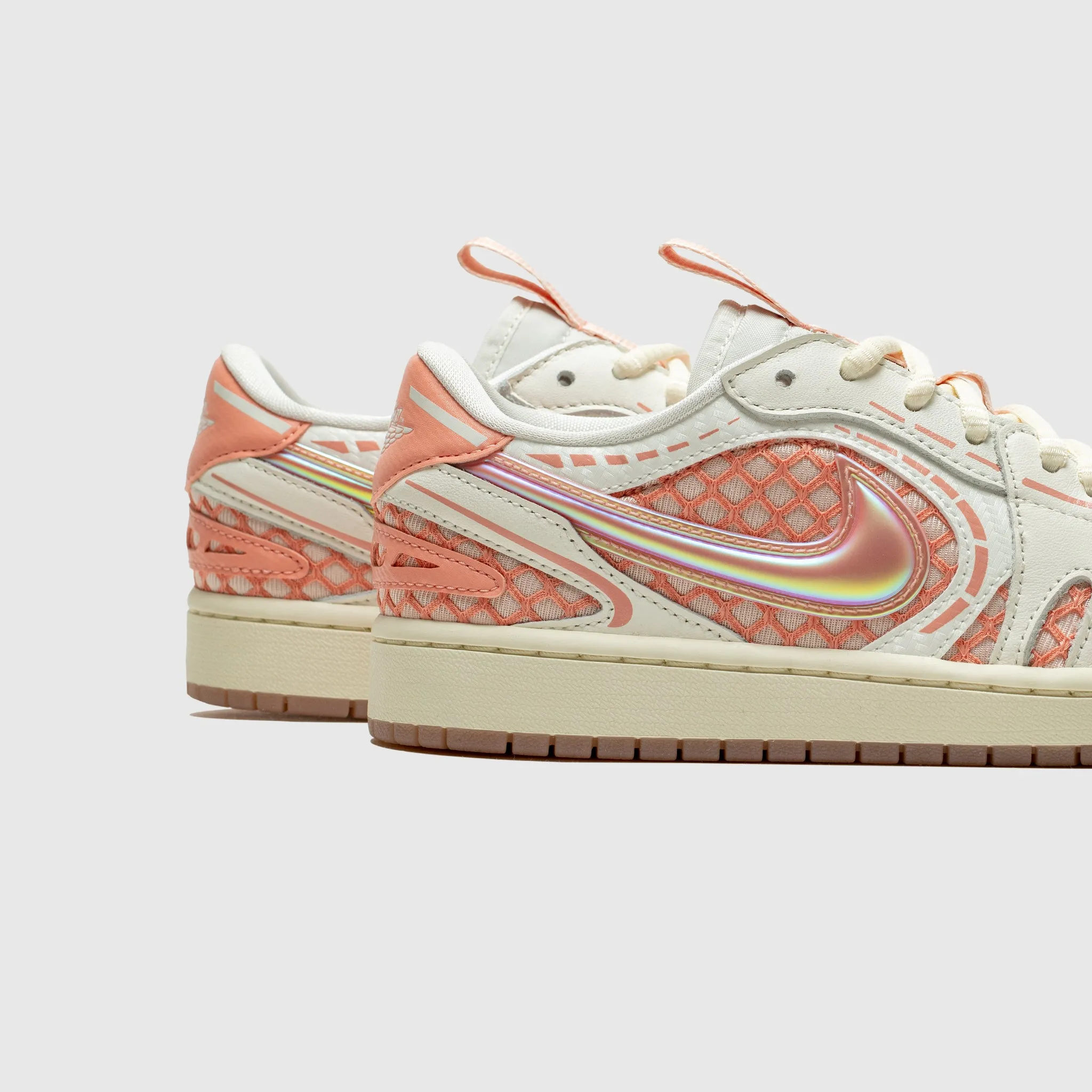 WMNS AIR JORDAN 1 LOW METHOD OF MAKE Orthopedic Friendly Fit