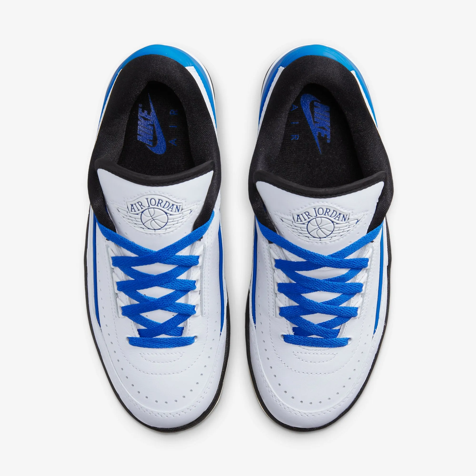Walking WMNS AIR JORDAN 2 RETRO LOW DX4401-104