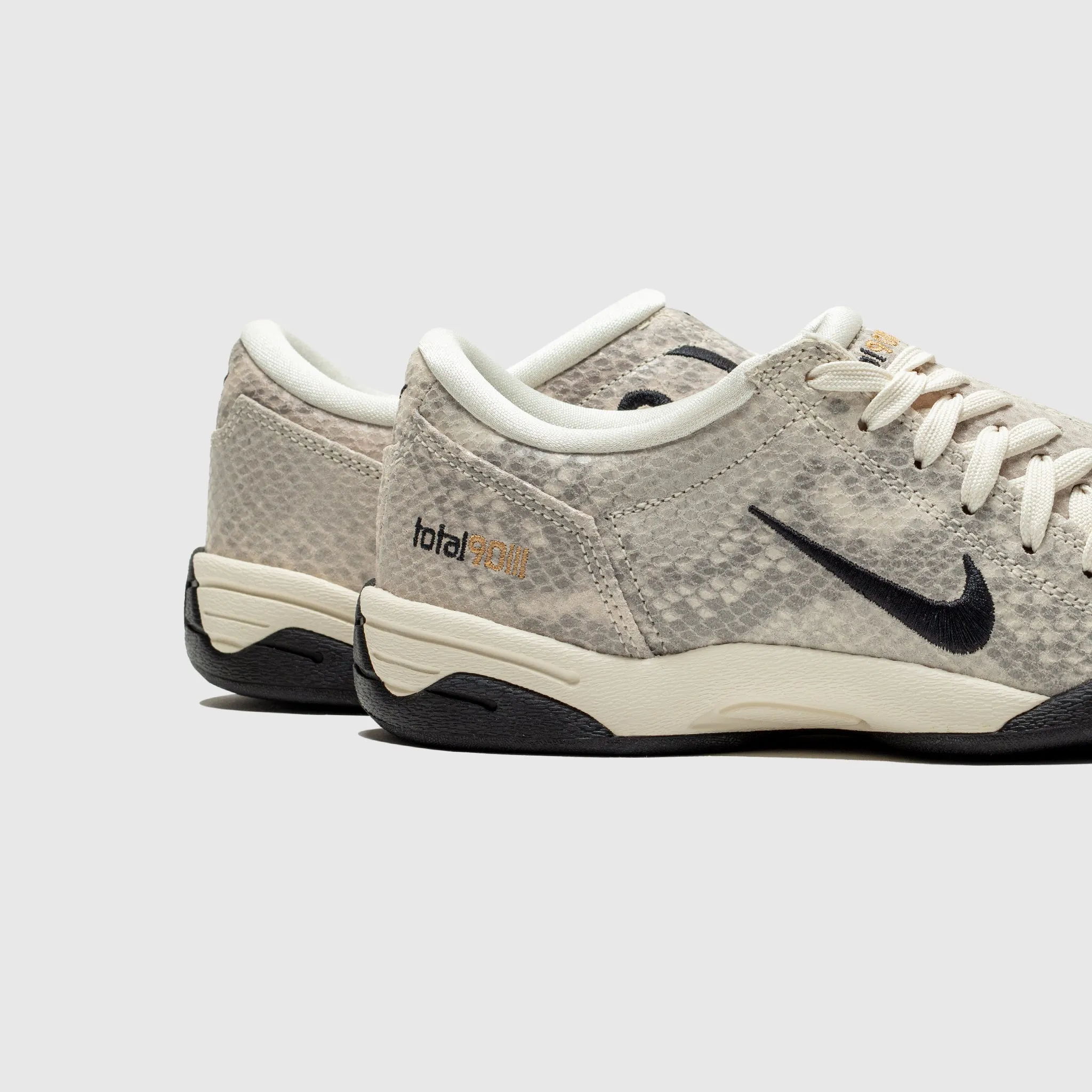 Dynamic Fit Running Trails WMNS TOTAL 90 SE "PALE IVORY SNAKESKIN"