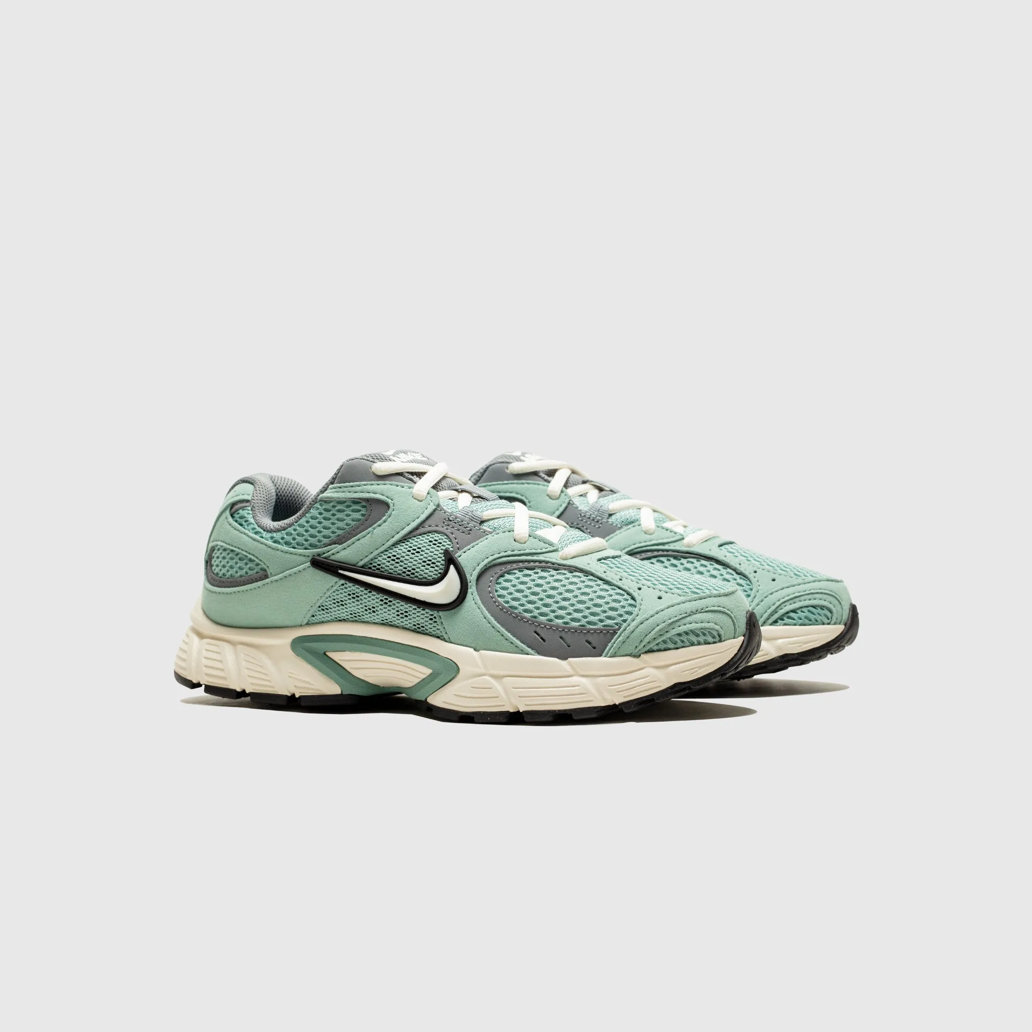 Travel Friendly Hydraulic Heel Cushioning WMNS V5 RNR "CANNON"