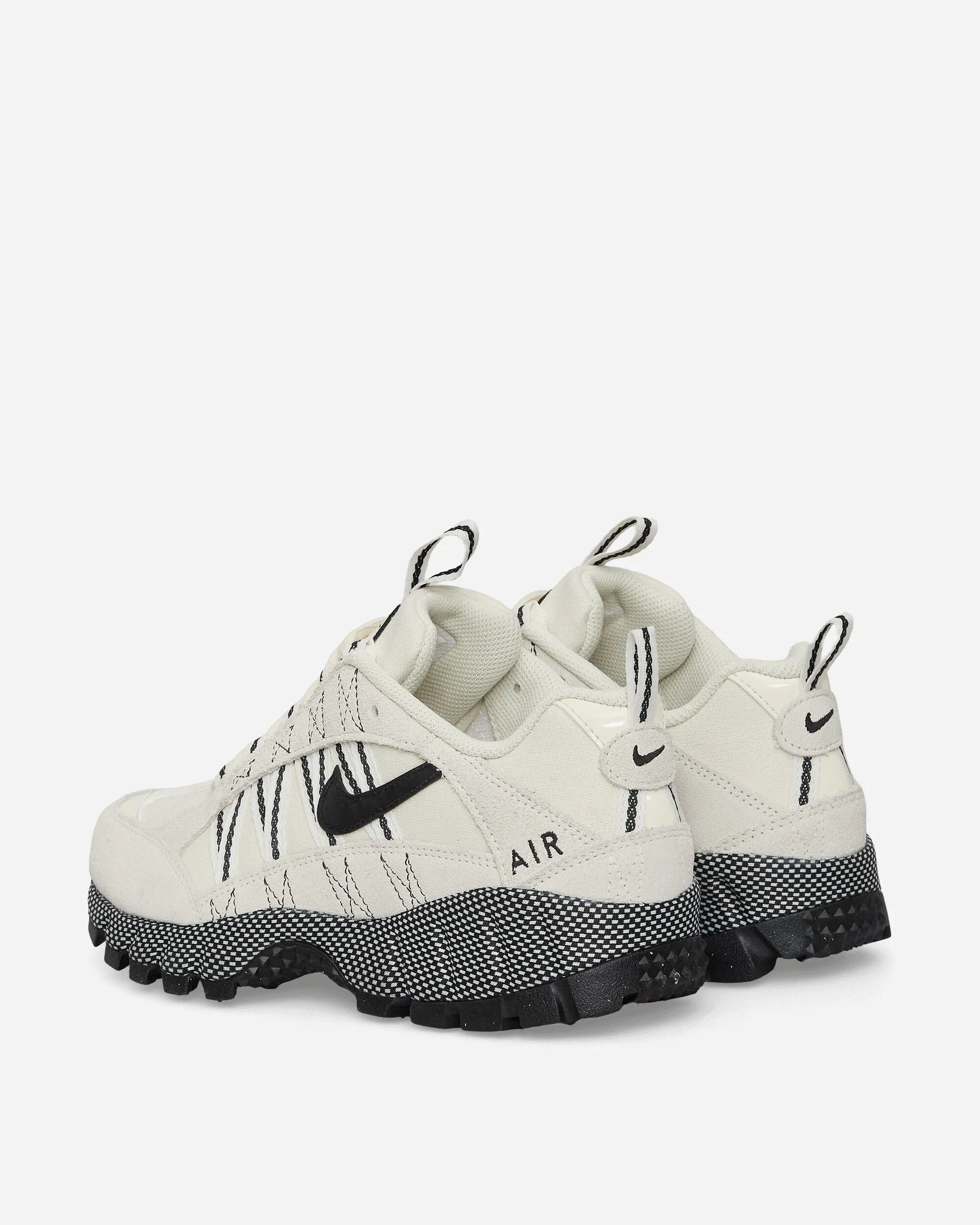Women's Air Humara Sneakers Pale Ivory / Black Versatile Footwear Sneaker Display
