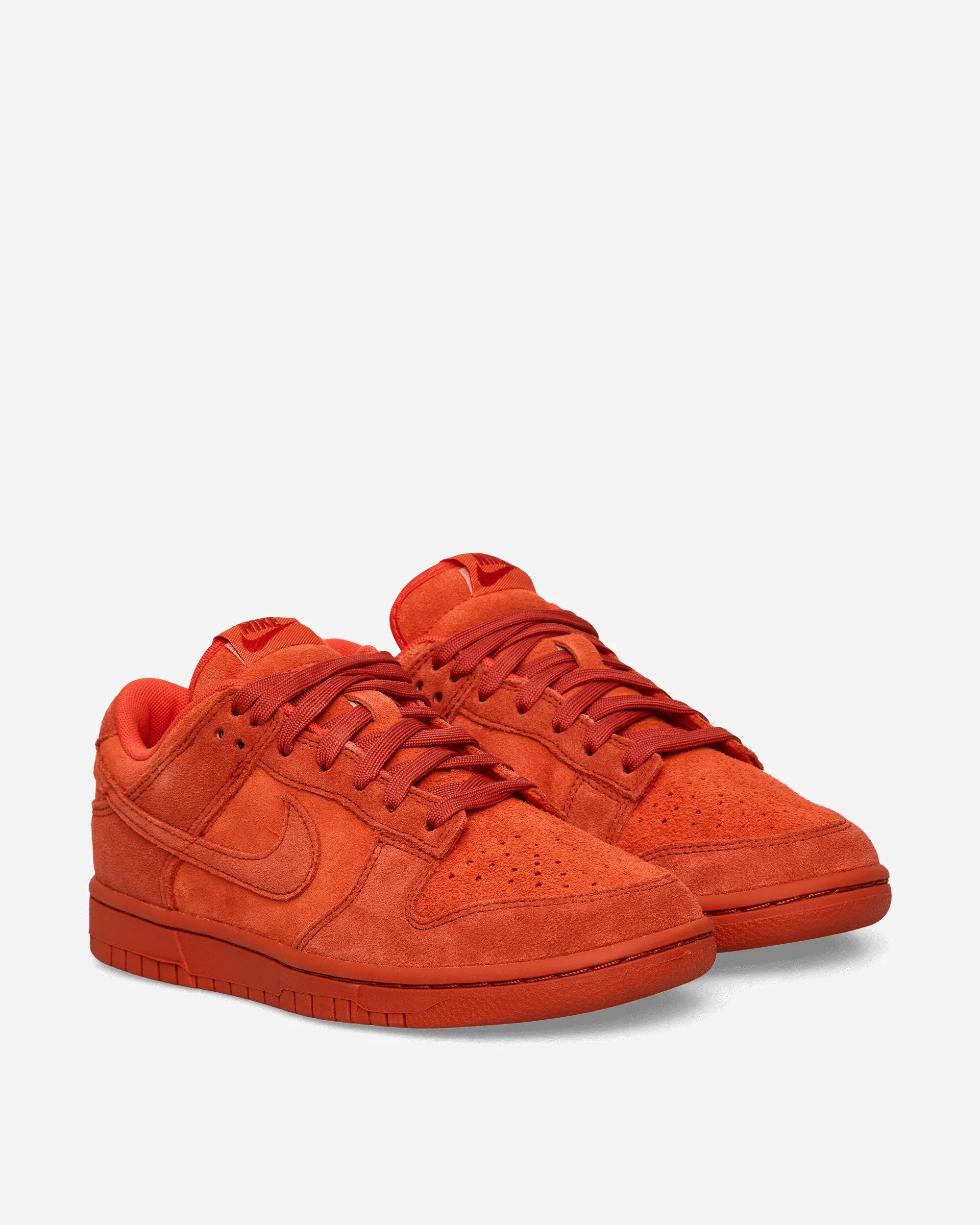 Quick Adaptation Women's Dunk Low SE Sneakers Picante Red / Dragon Red